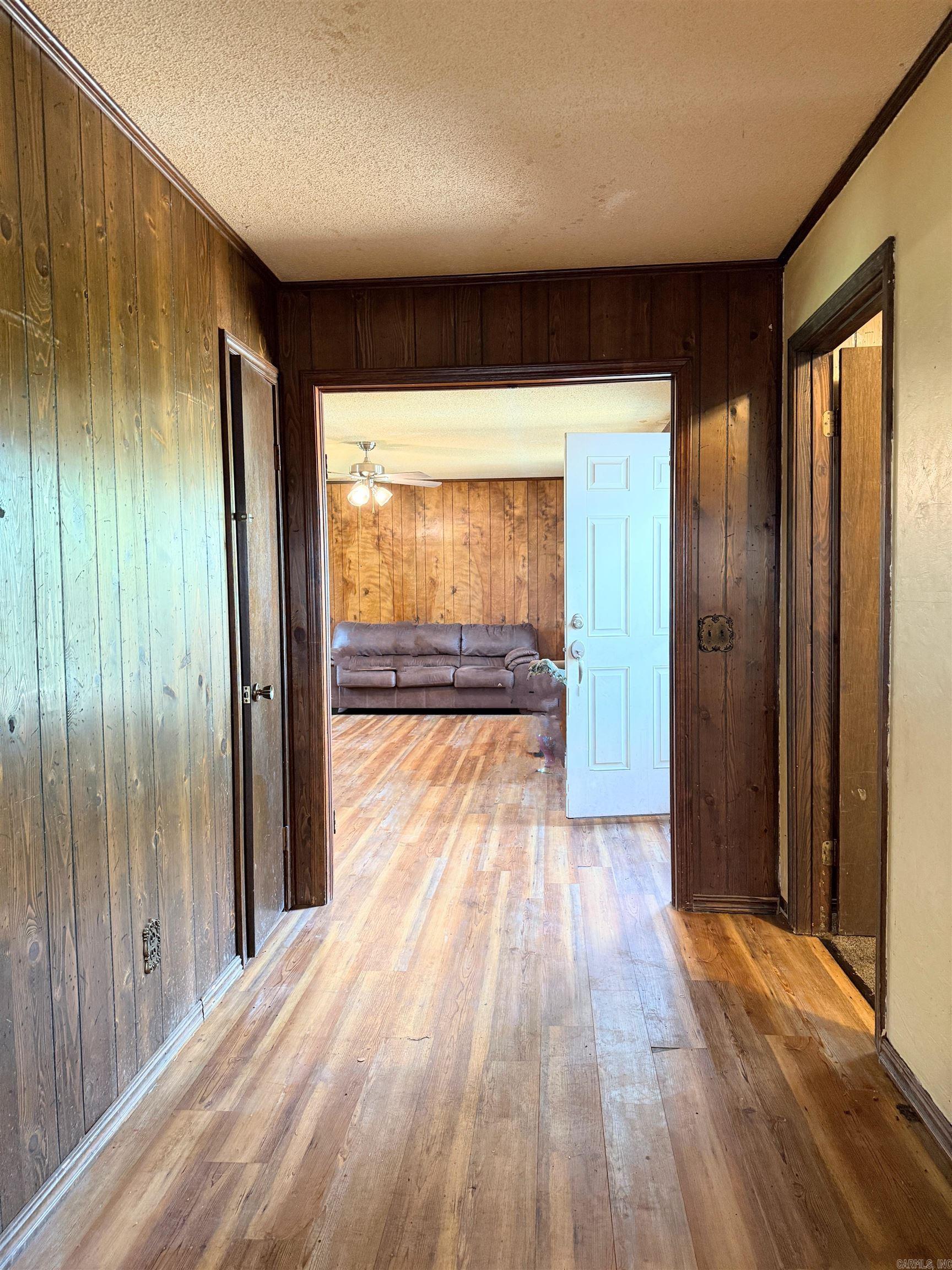 500 Gravel Hill  Altus, AR