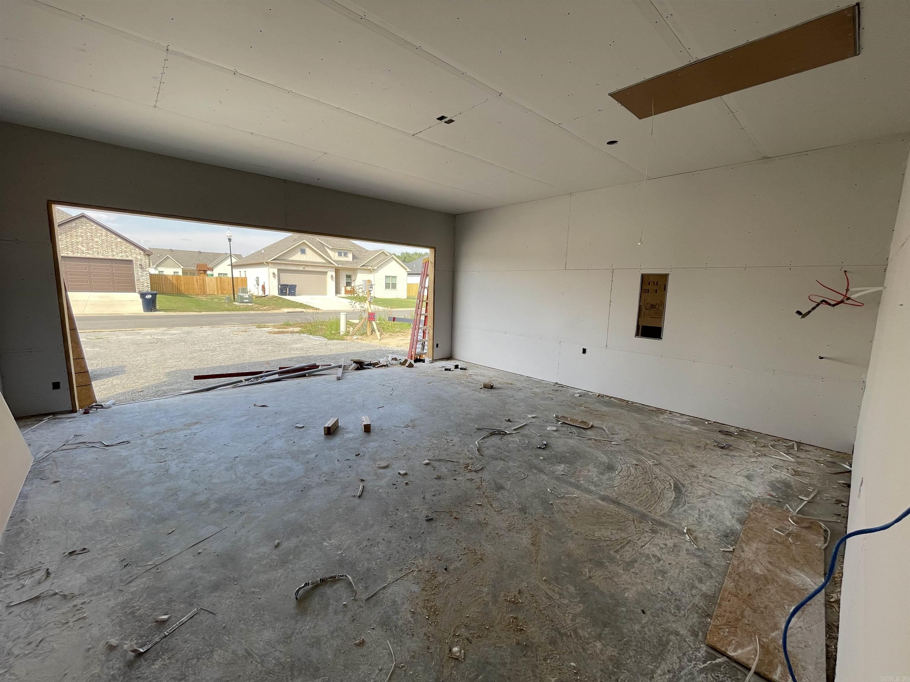 26 Dandelion Drive Greenbrier, AR 72058