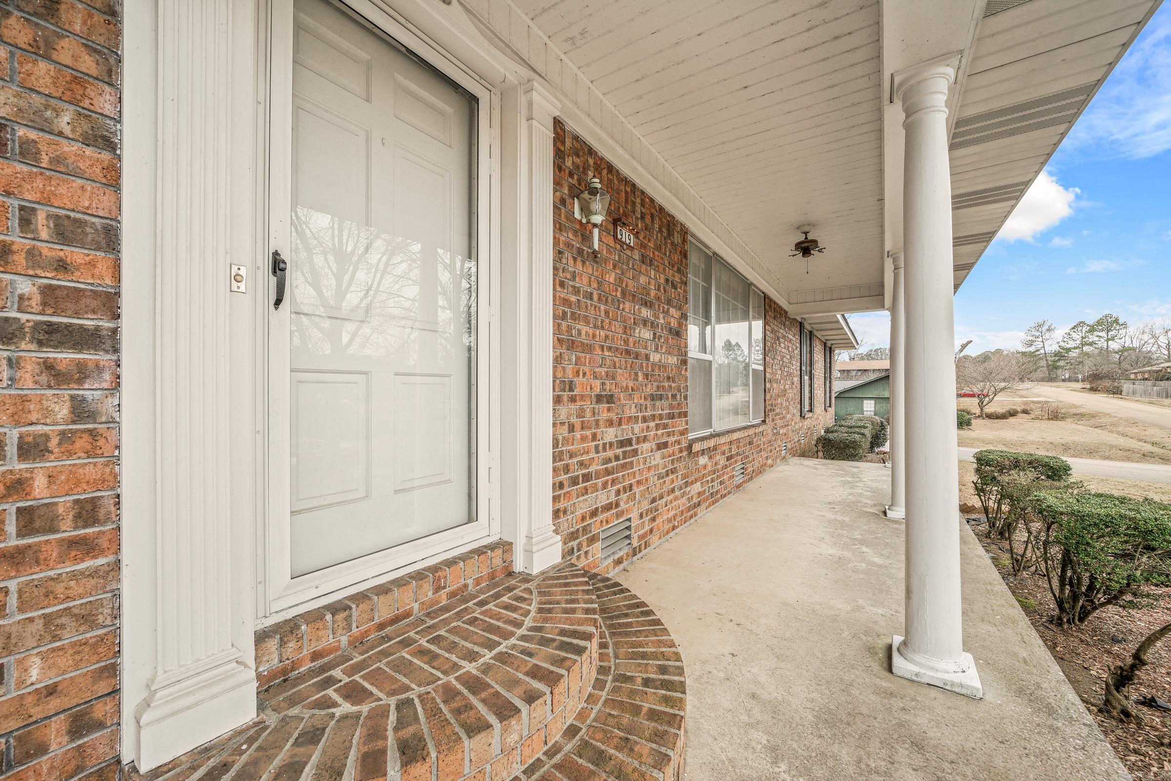 919 Park Street Nashville, AR 71852