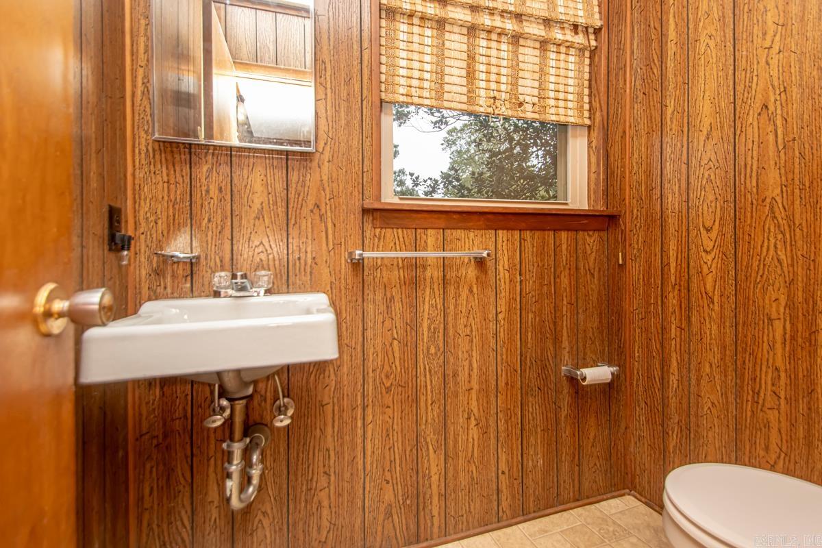 1540 Valley View  Malvern, AR