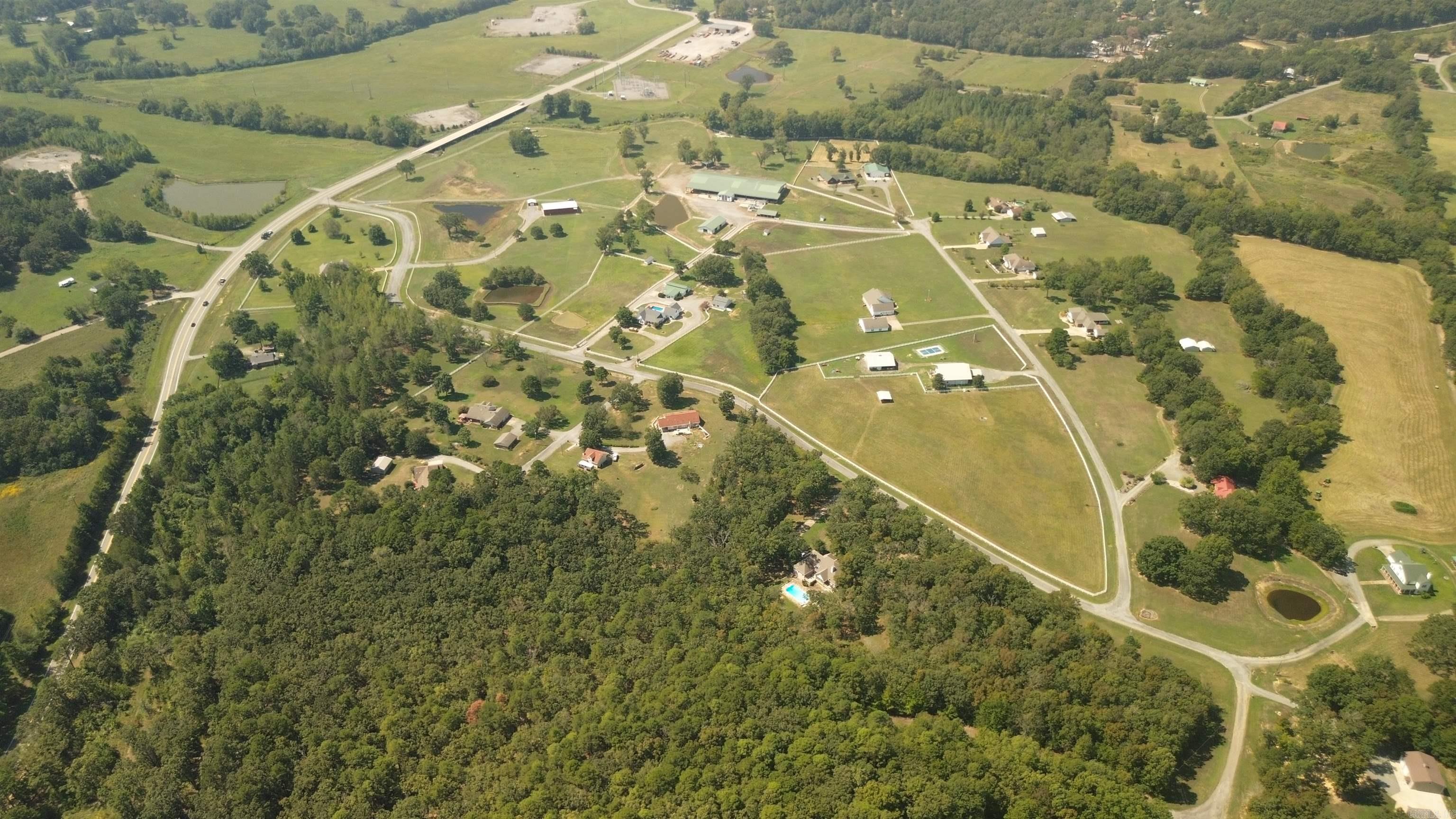 169 Brook Ln  Bee Branch, AR