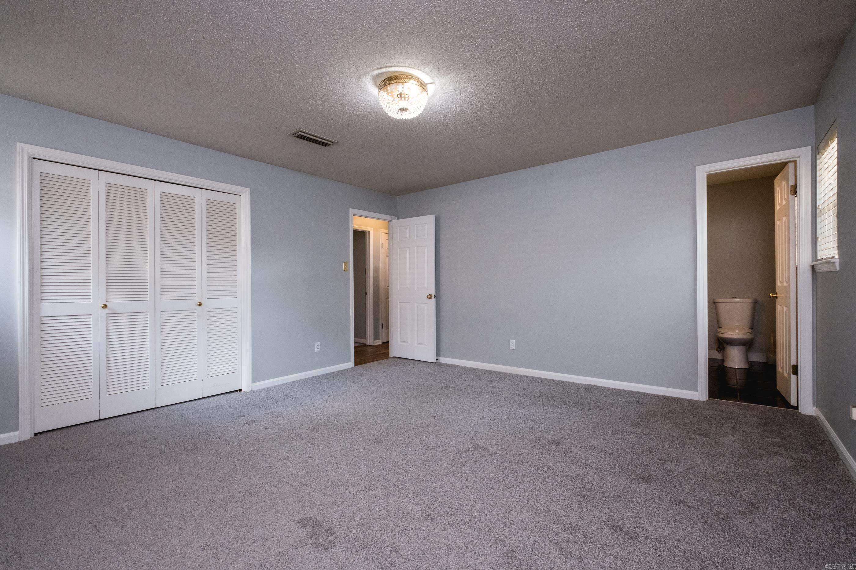 2 Wellington  Little Rock, AR