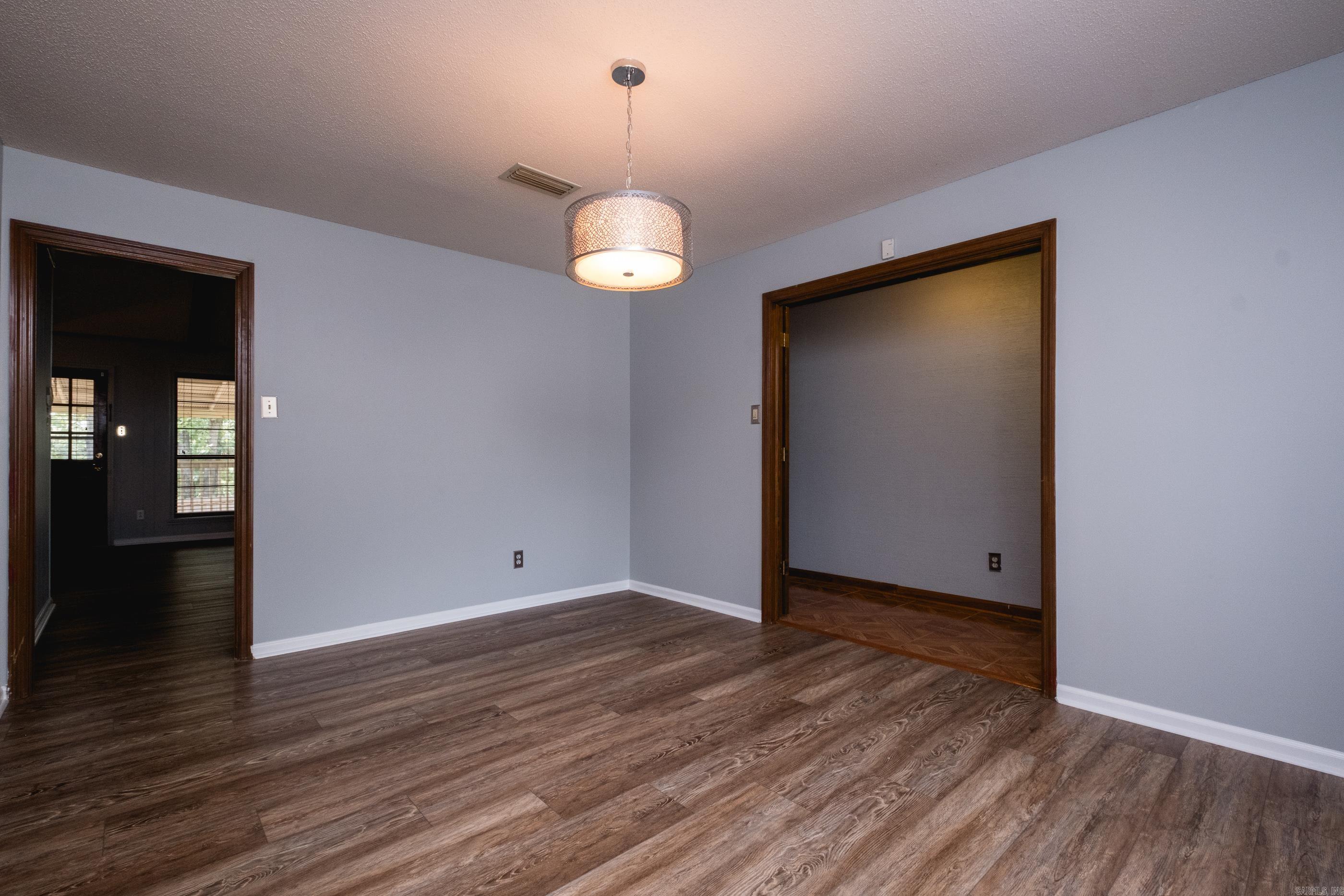 2 Wellington  Little Rock, AR