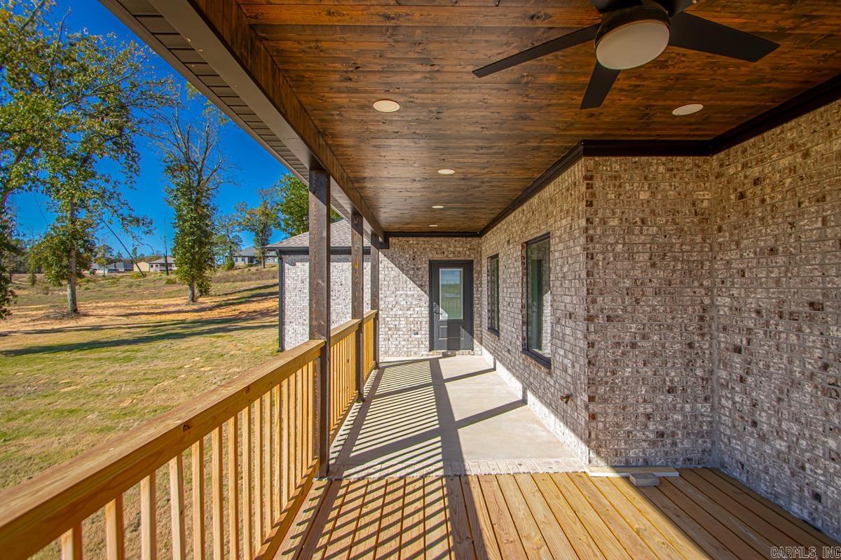 1001 Duke Drive Bauxite, AR 72011