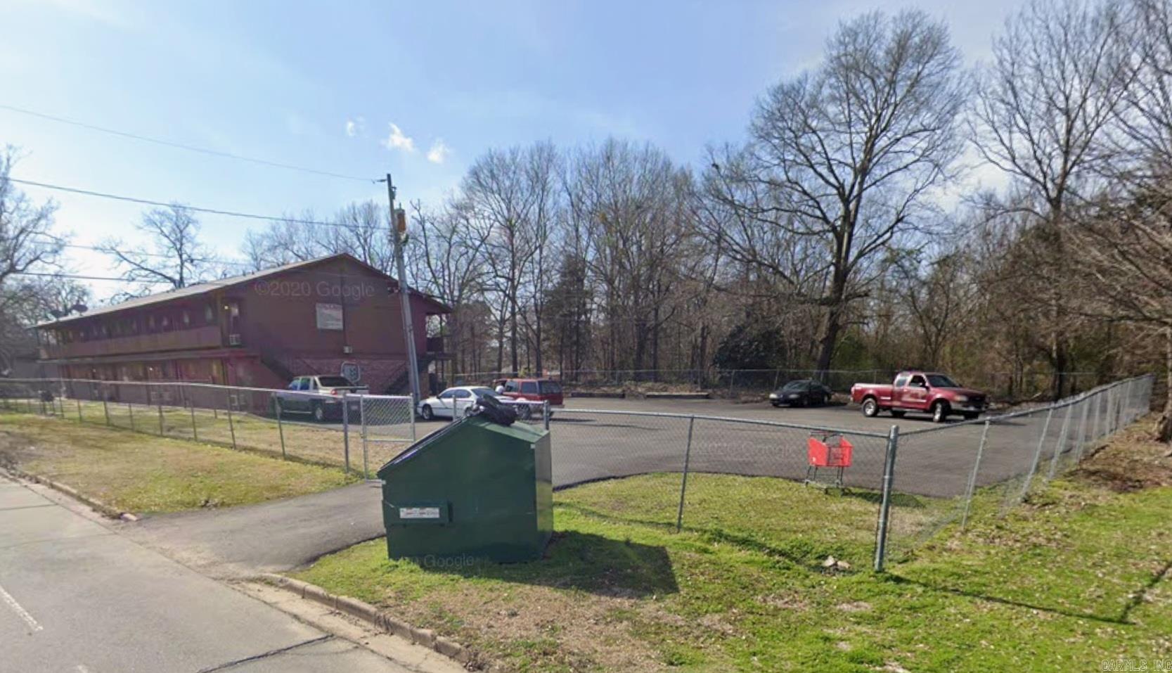 1020 S Linden  Pine Bluff, AR