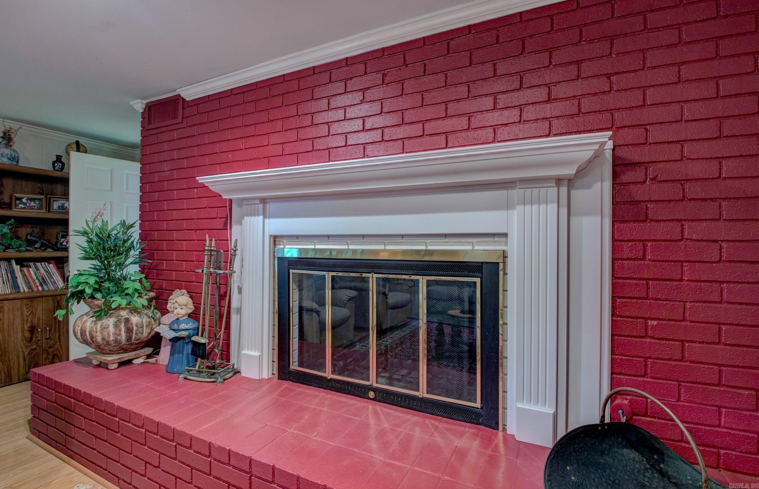 109 Winnwood Road Little Rock, AR 72207