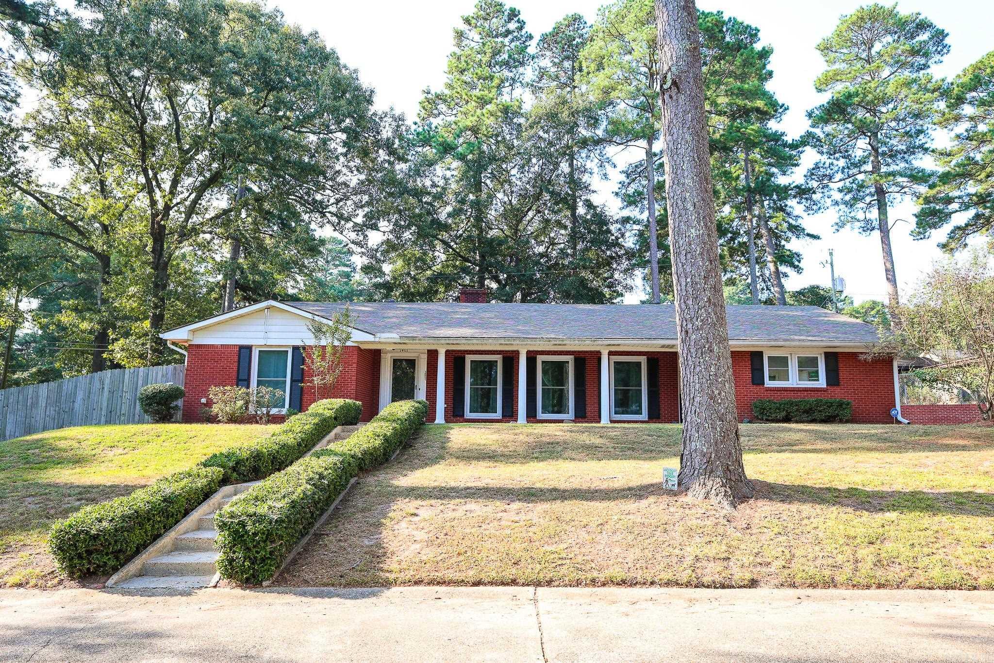 1401 W Cedar El Dorado, AR 71730