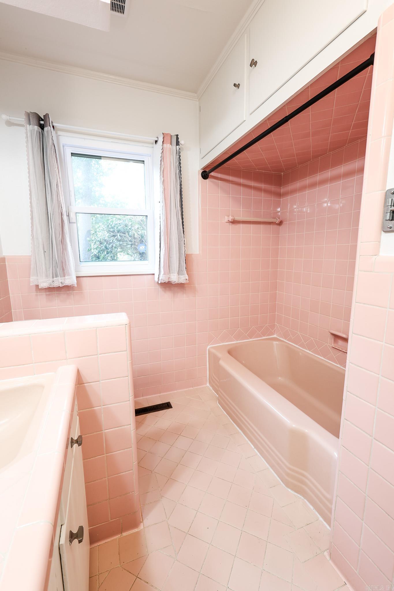 1401 W Cedar El Dorado, AR 71730