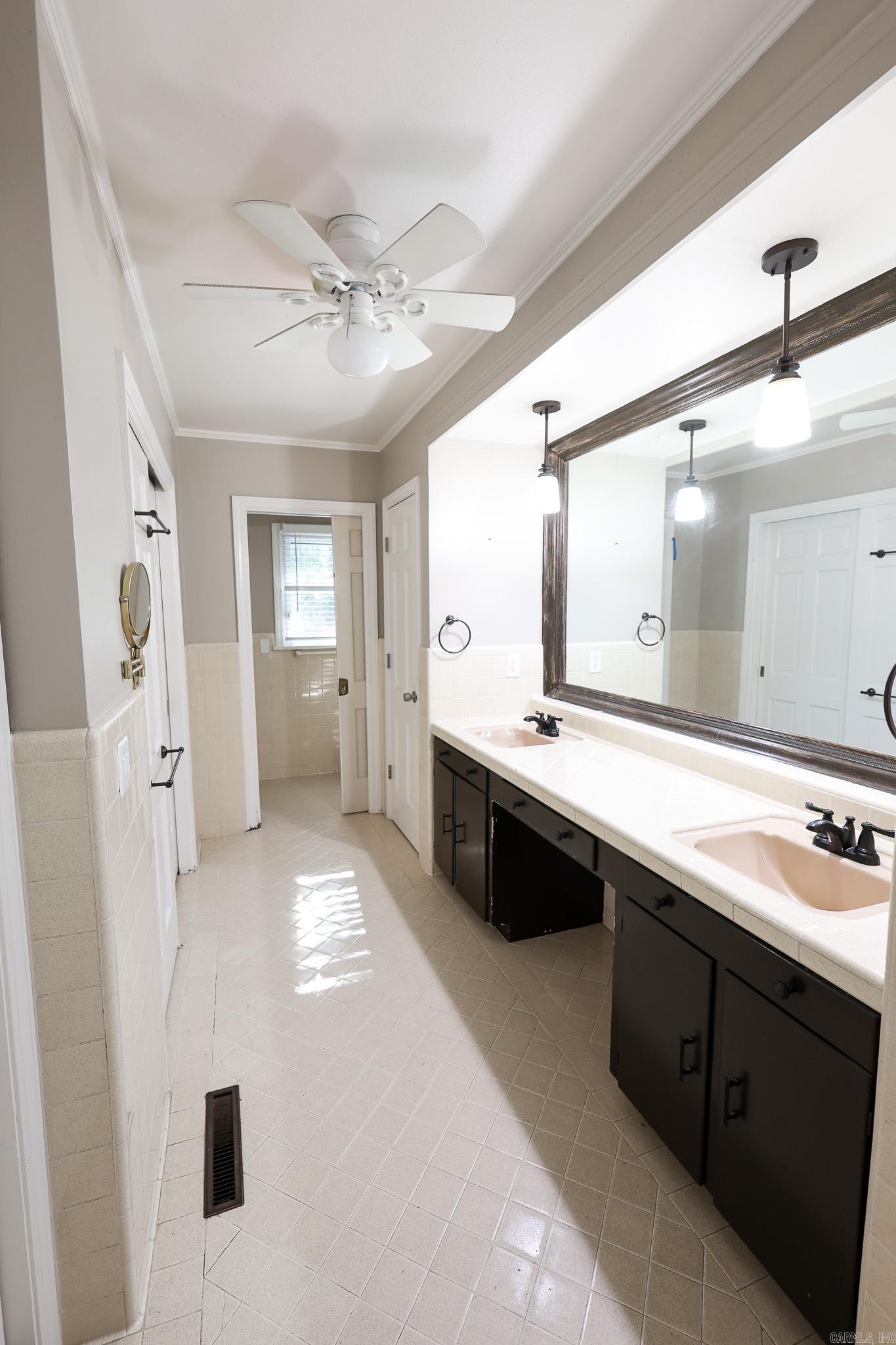 1401 W Cedar El Dorado, AR 71730