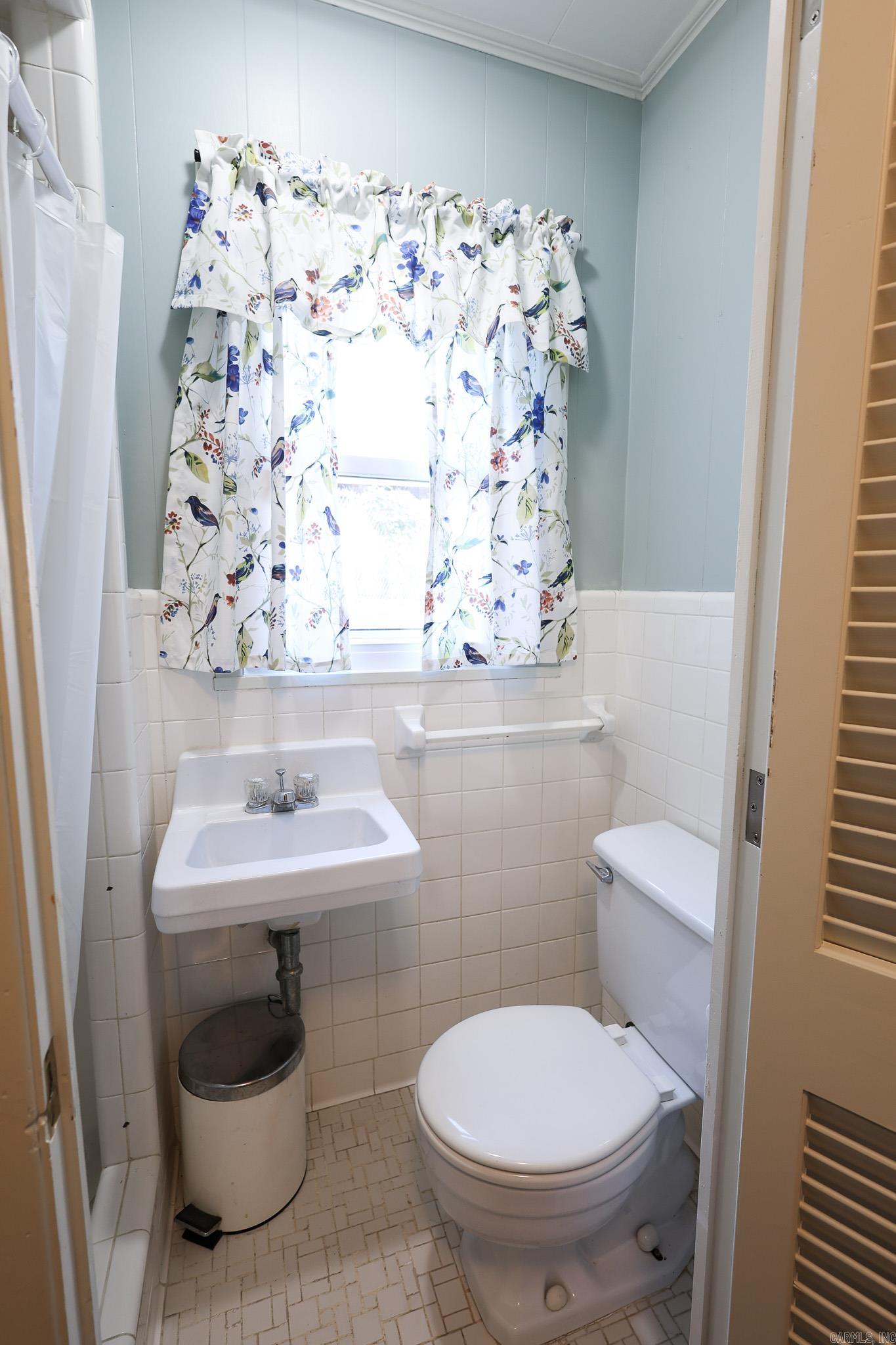 1401 W Cedar El Dorado, AR 71730