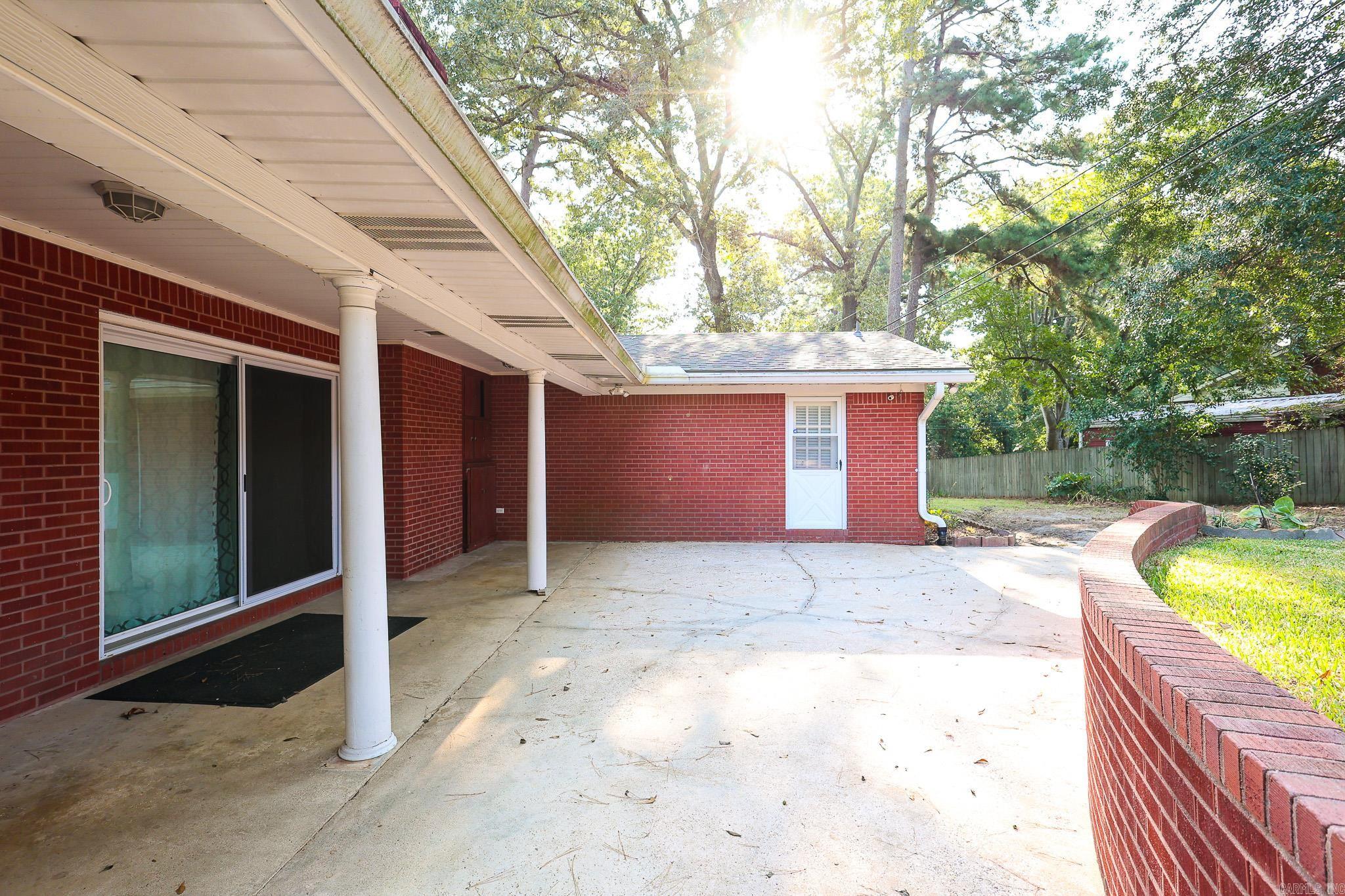 1401 W Cedar El Dorado, AR 71730