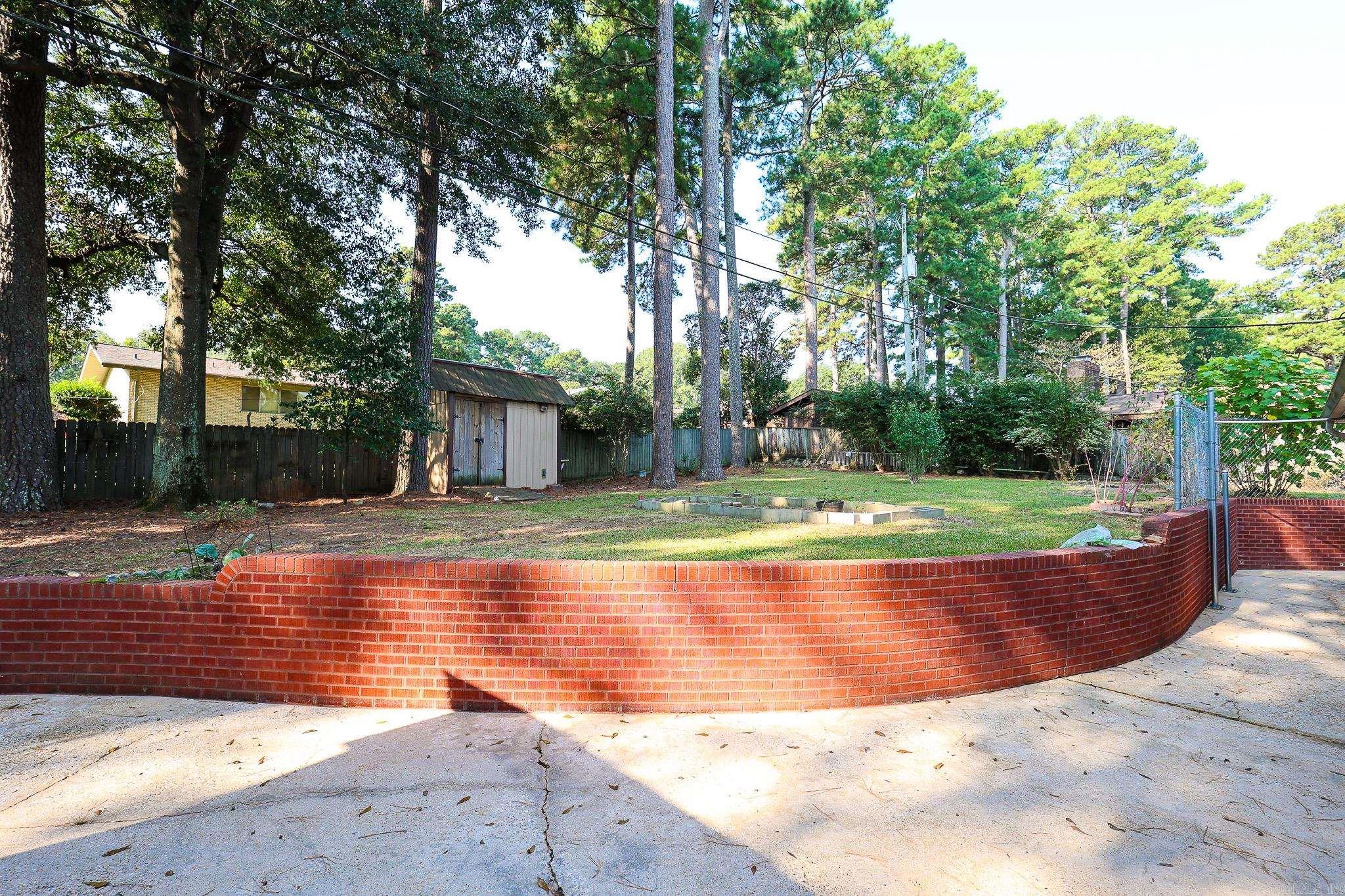 1401 W Cedar El Dorado, AR 71730