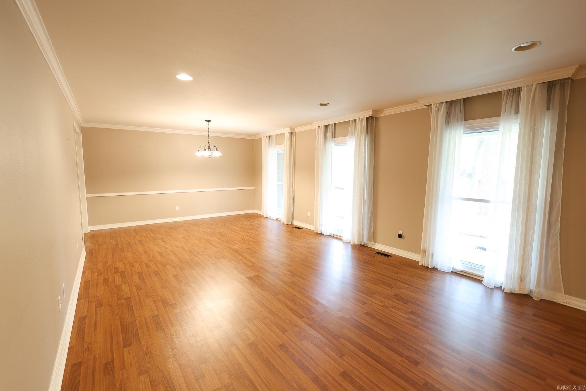 1401 W Cedar El Dorado, AR 71730