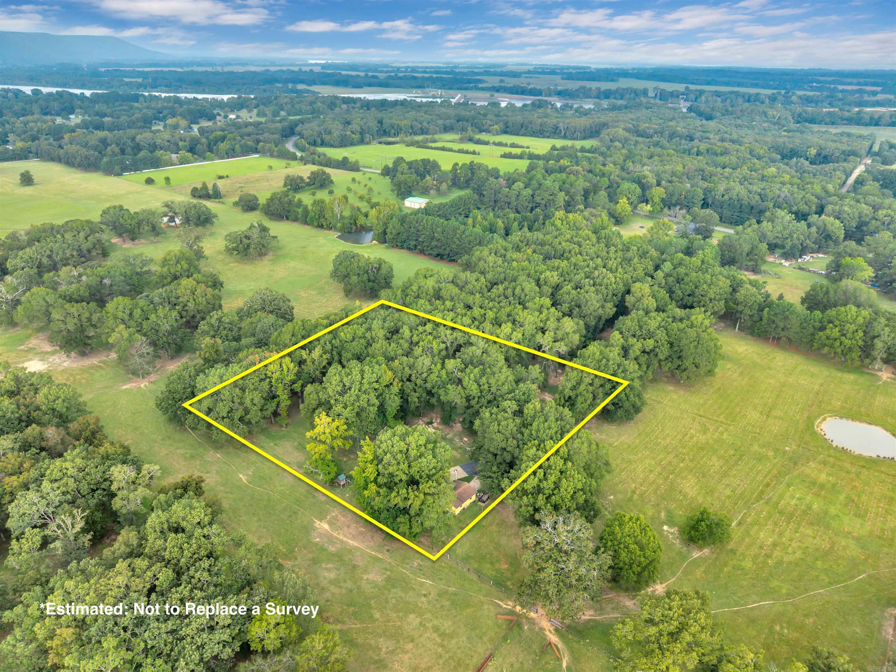 222 Riverview Road Oppelo, AR 72110