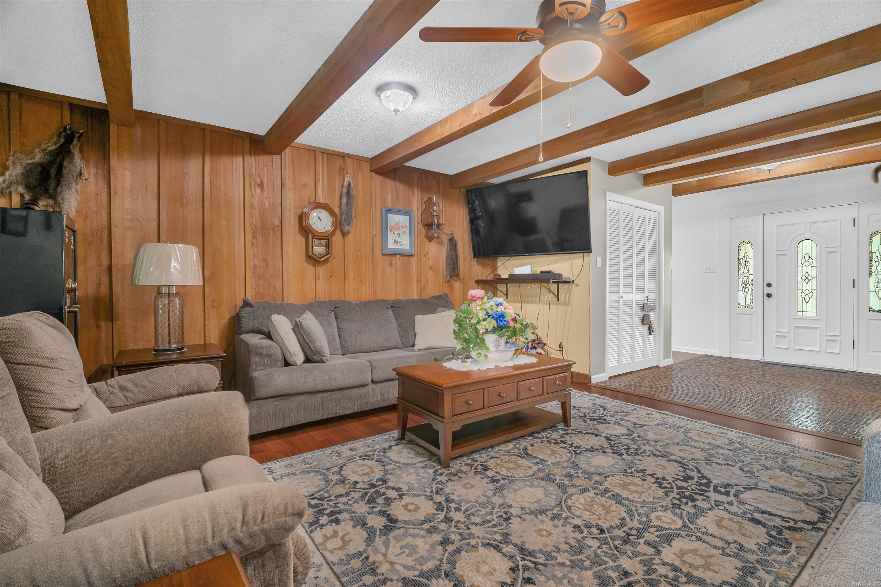 222 Riverview Road Oppelo, AR 72110