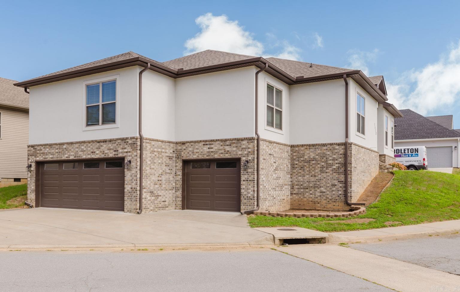 3458 Garden Club Dr Bryant, AR 72022