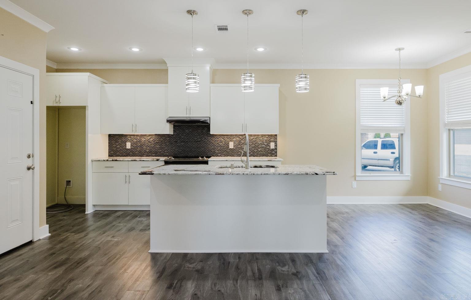 3458 Garden Club Dr Bryant, AR 72022