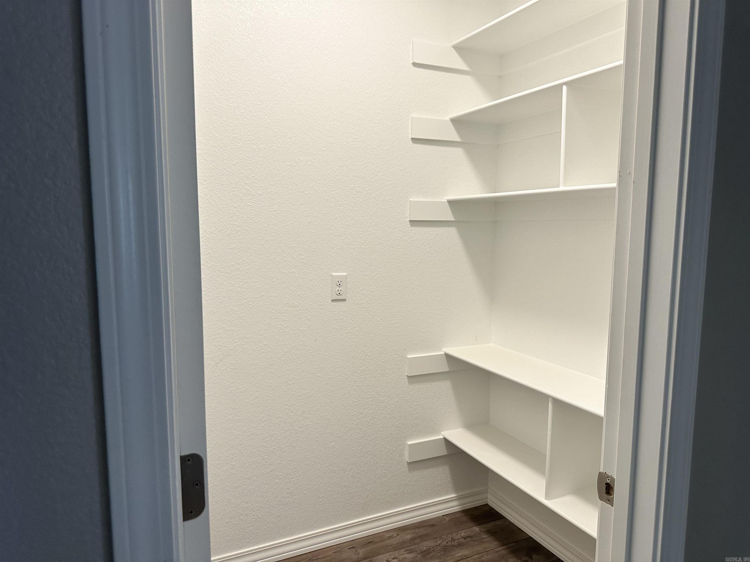 1140 E Gum St Street Russellville, AR 72802