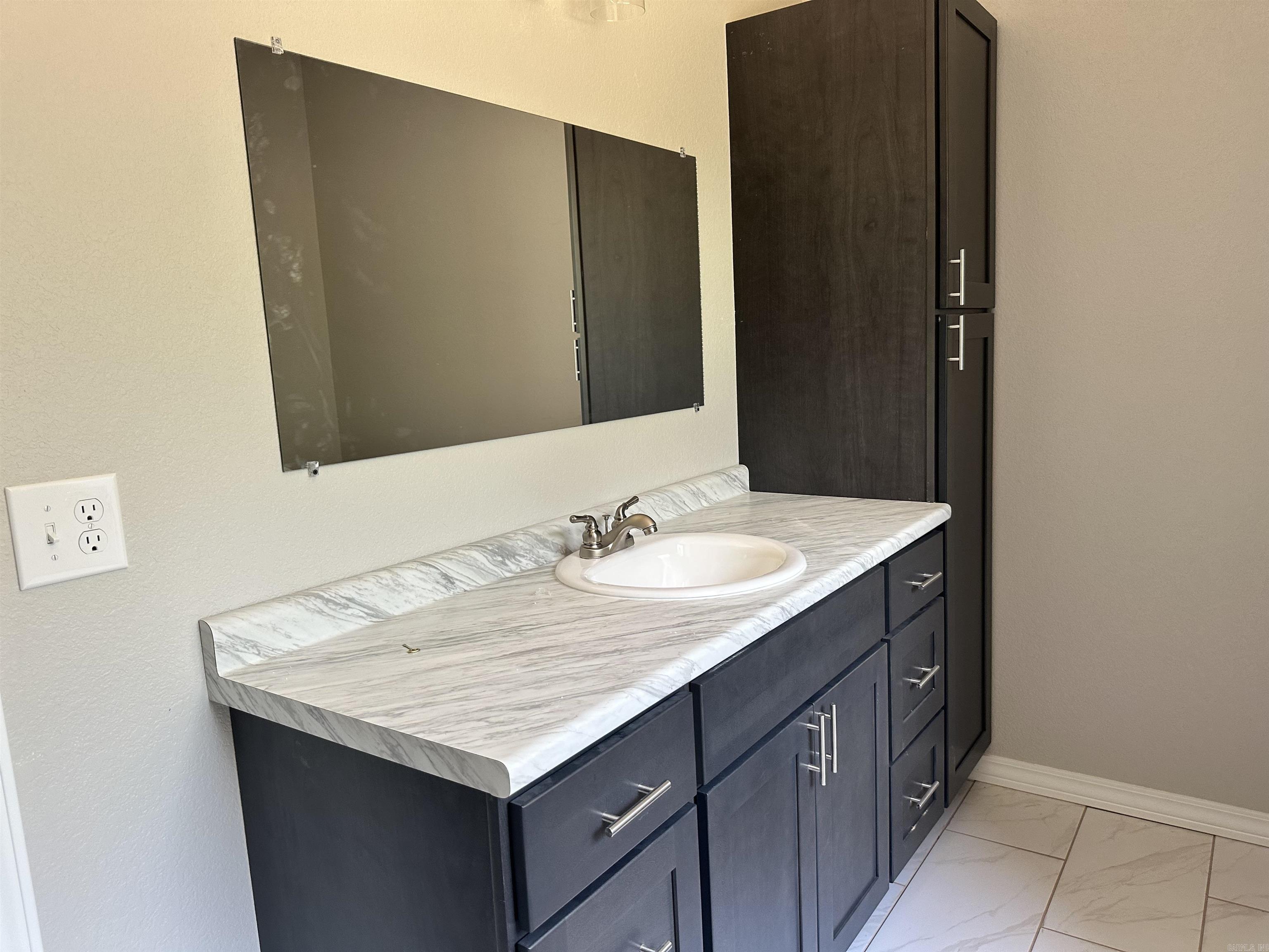 1140 E Gum St Street Russellville, AR 72802