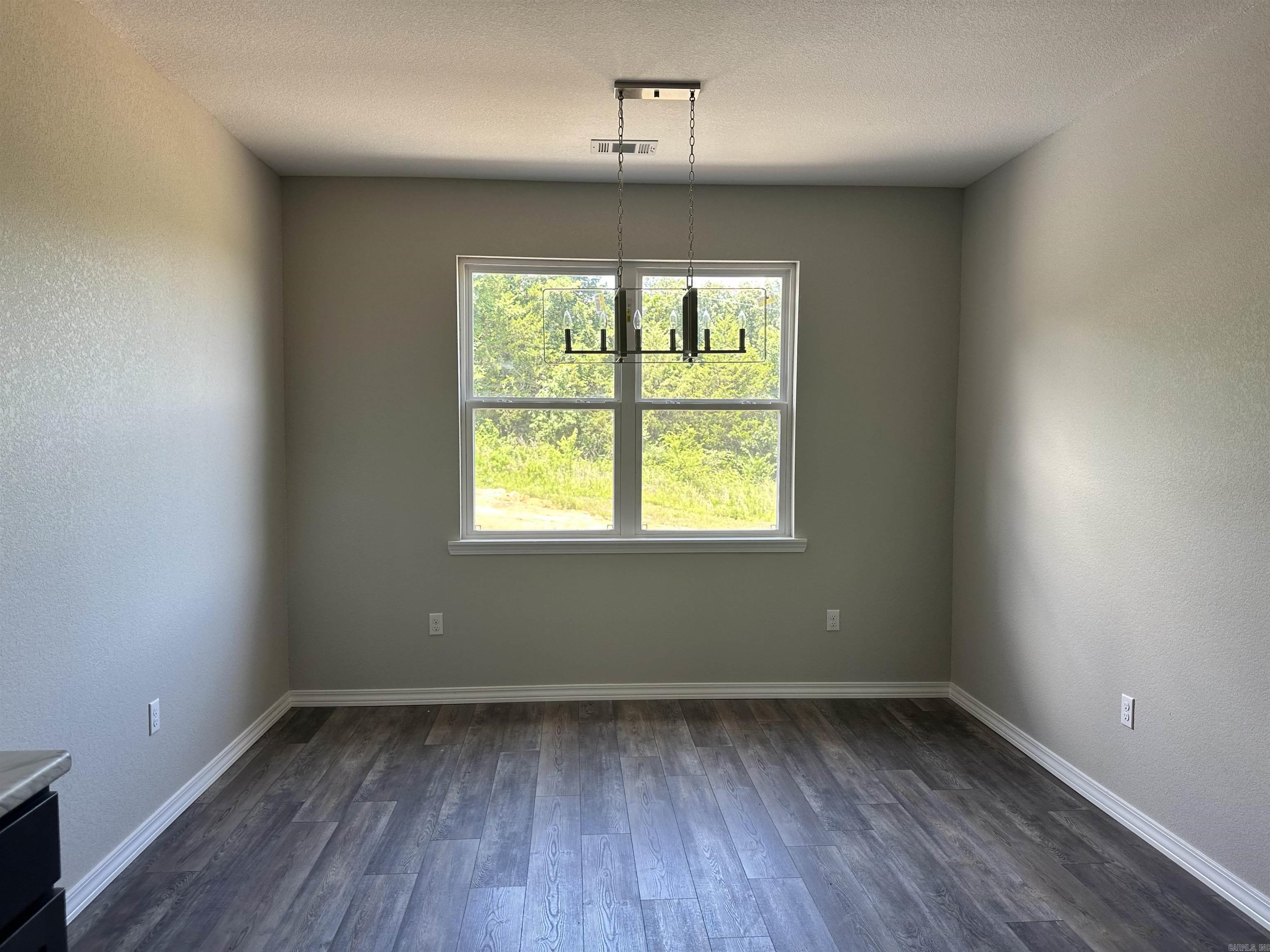 1140 E Gum St Street Russellville, AR 72802