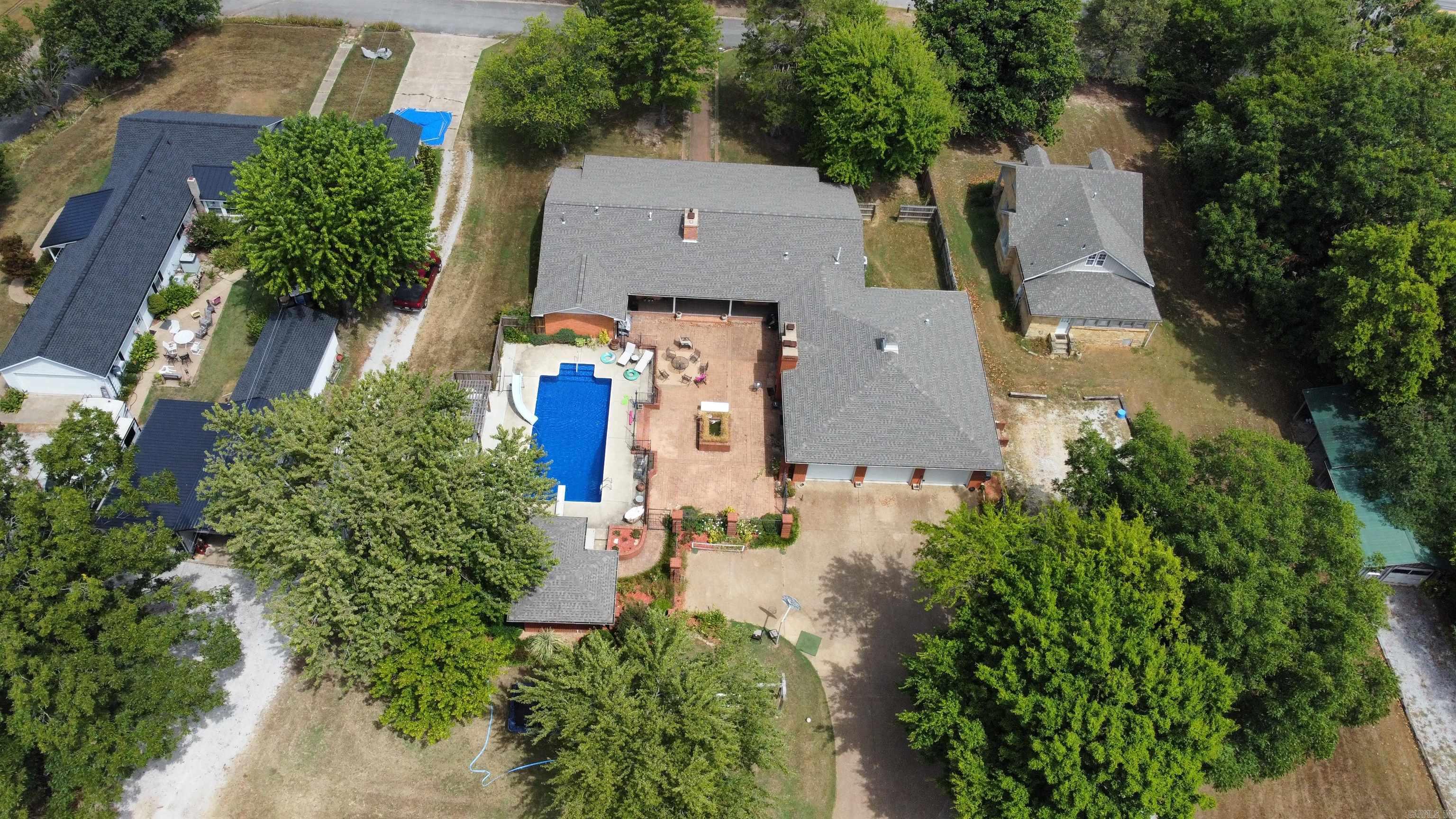 211 Service St  Mountain View, AR