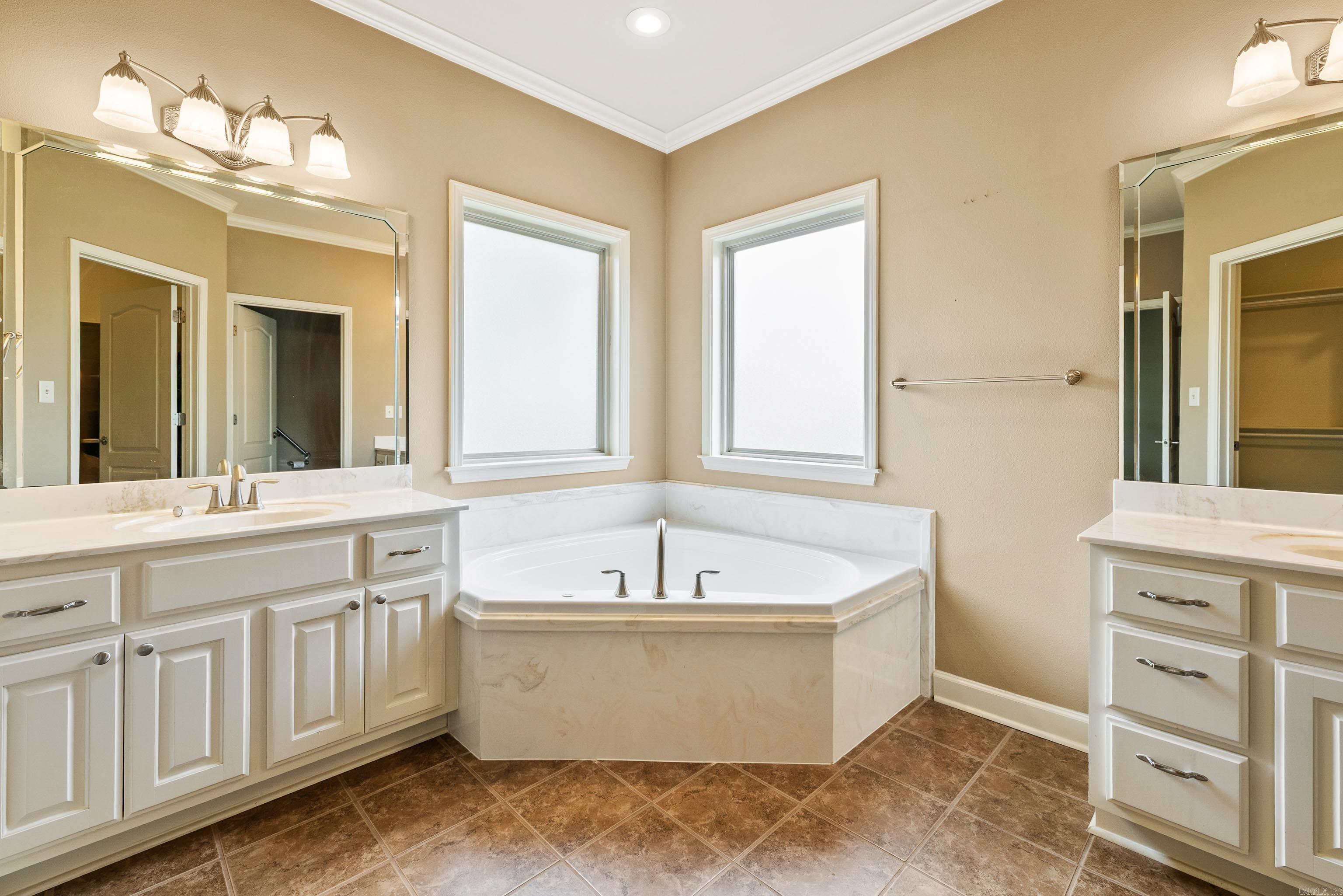 35 Joshua Circle Conway, AR 72032