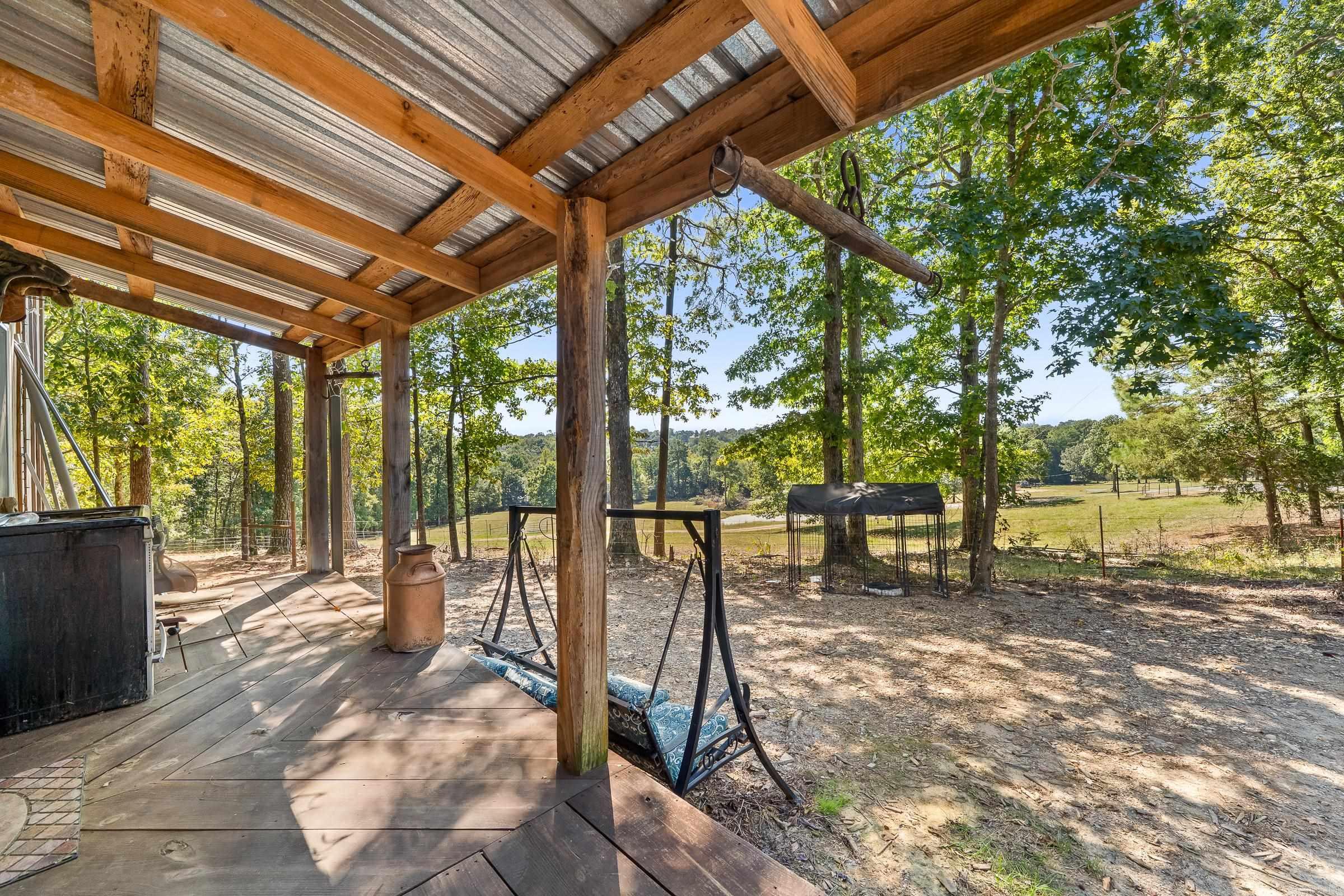 665 Hwy 246  Umpire, AR