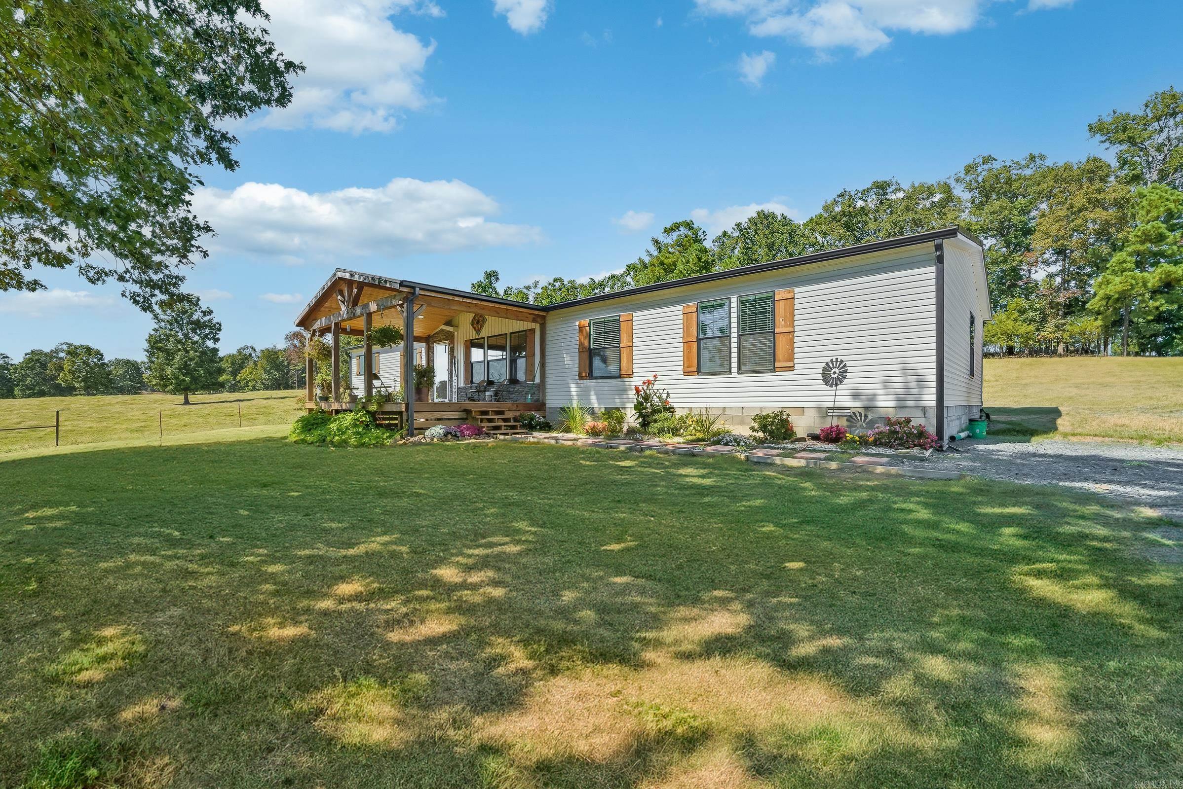 665 Hwy 246  Umpire, AR