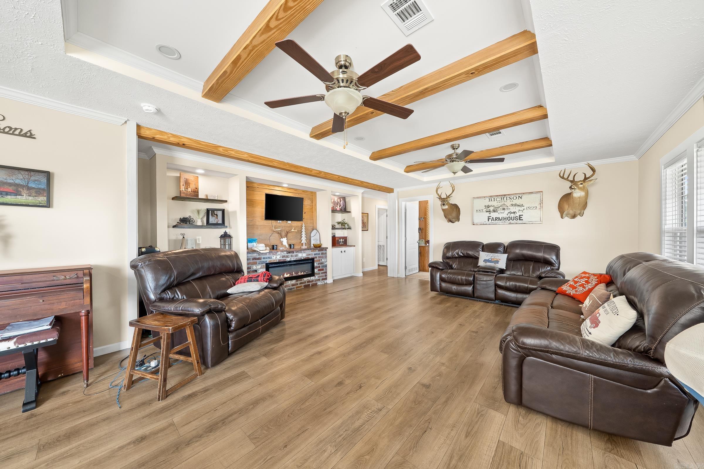 665 Hwy 246  Umpire, AR