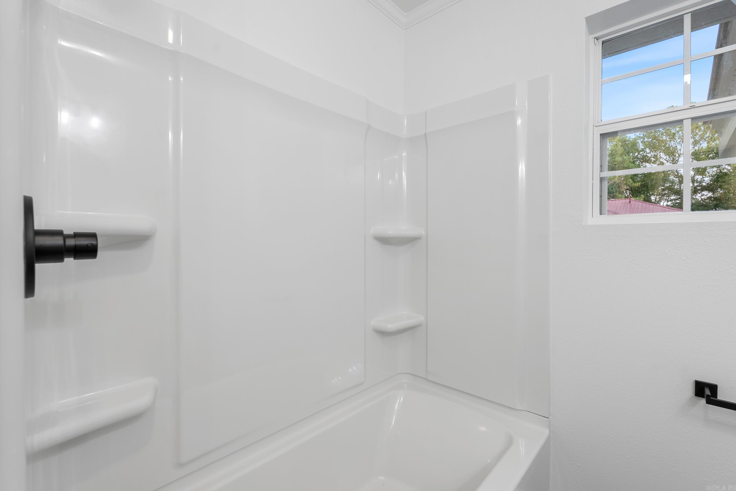 2412 Linwood  Newport, AR