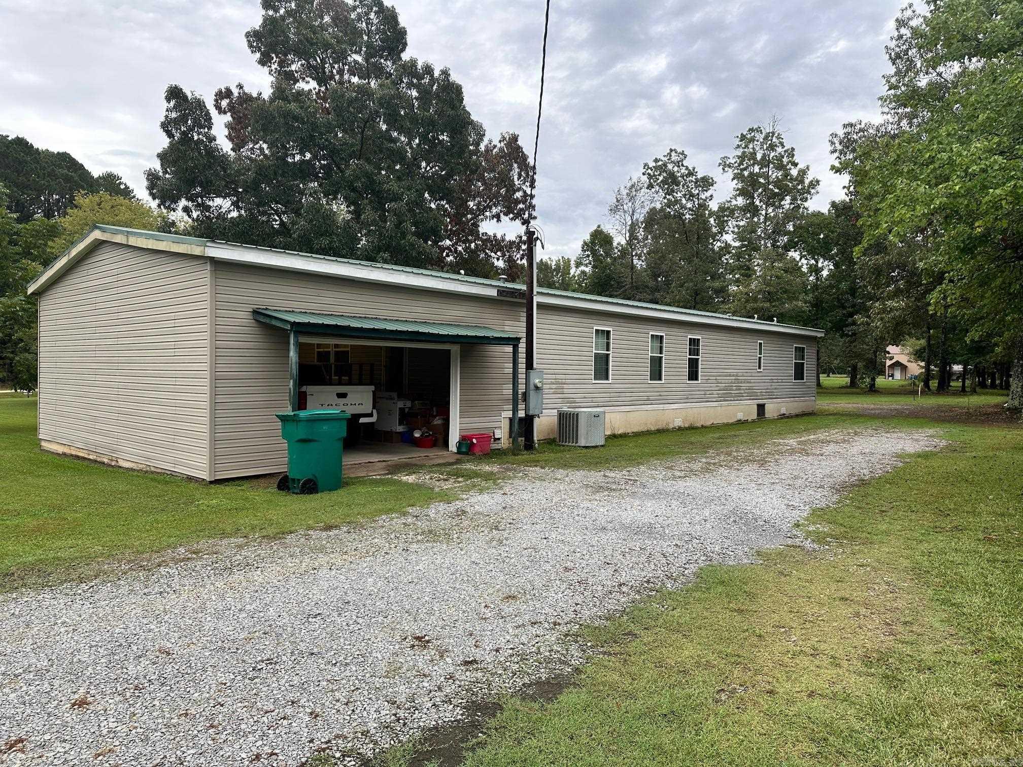 420 S Park Dr  Redfield, AR