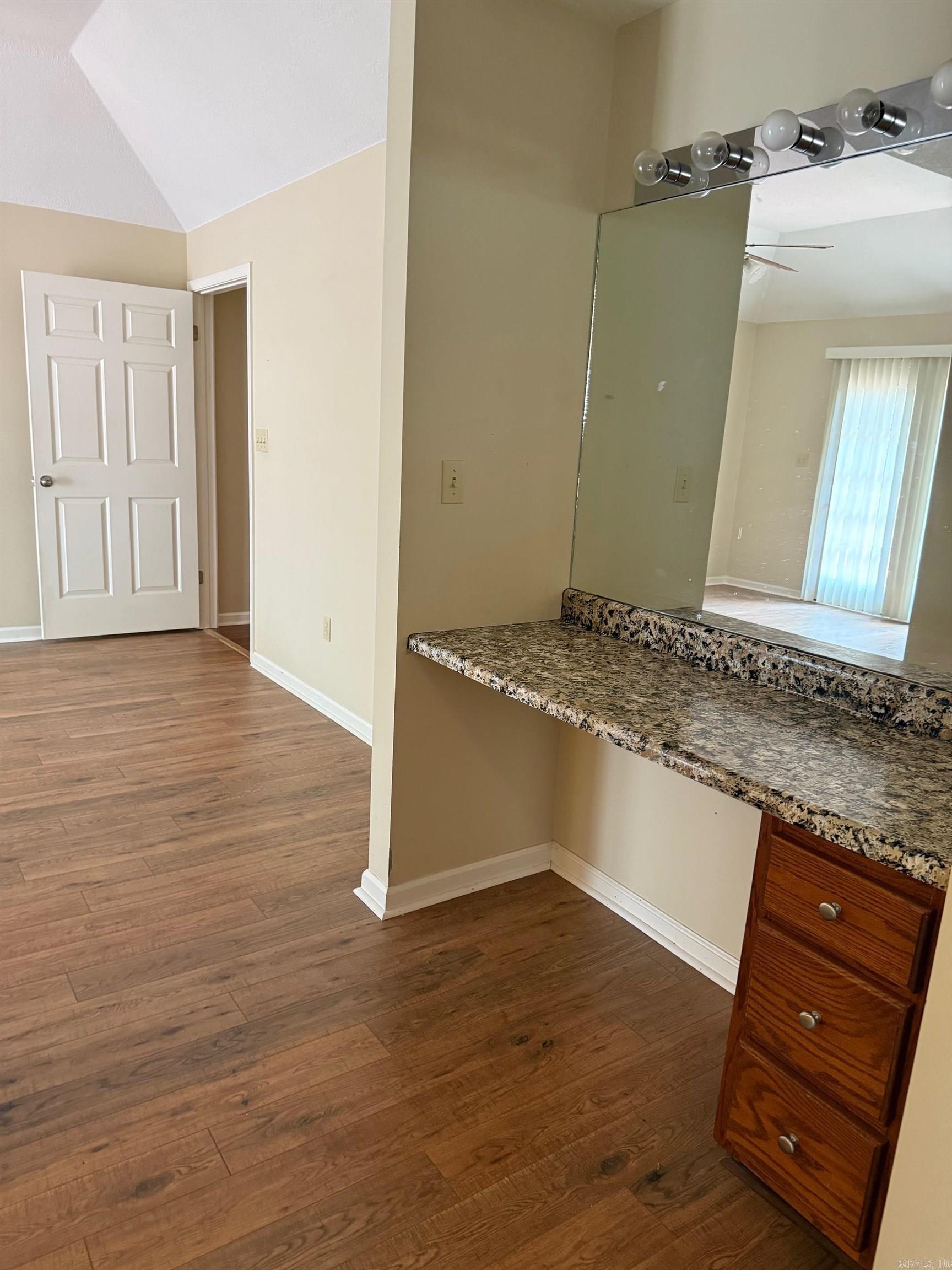 1007 S 11th Paragould, AR 72450-5578