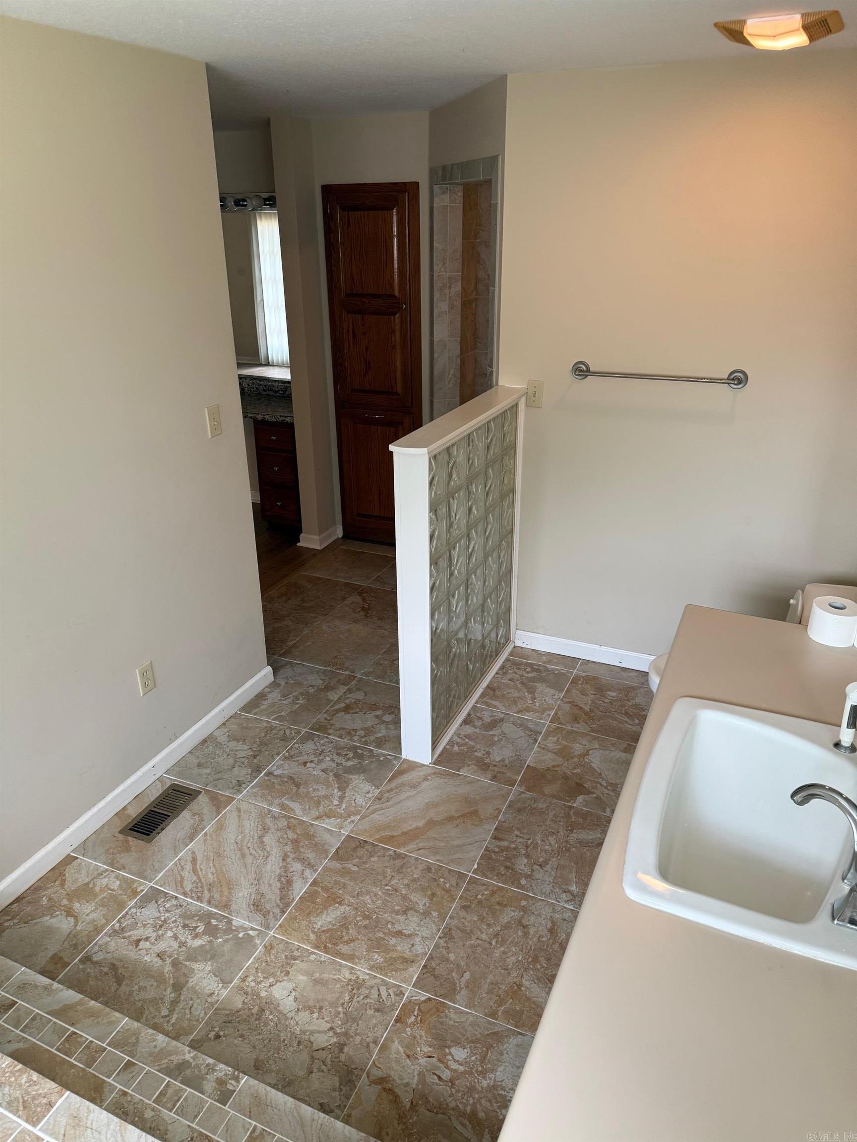 1007 S 11th Paragould, AR 72450-5578