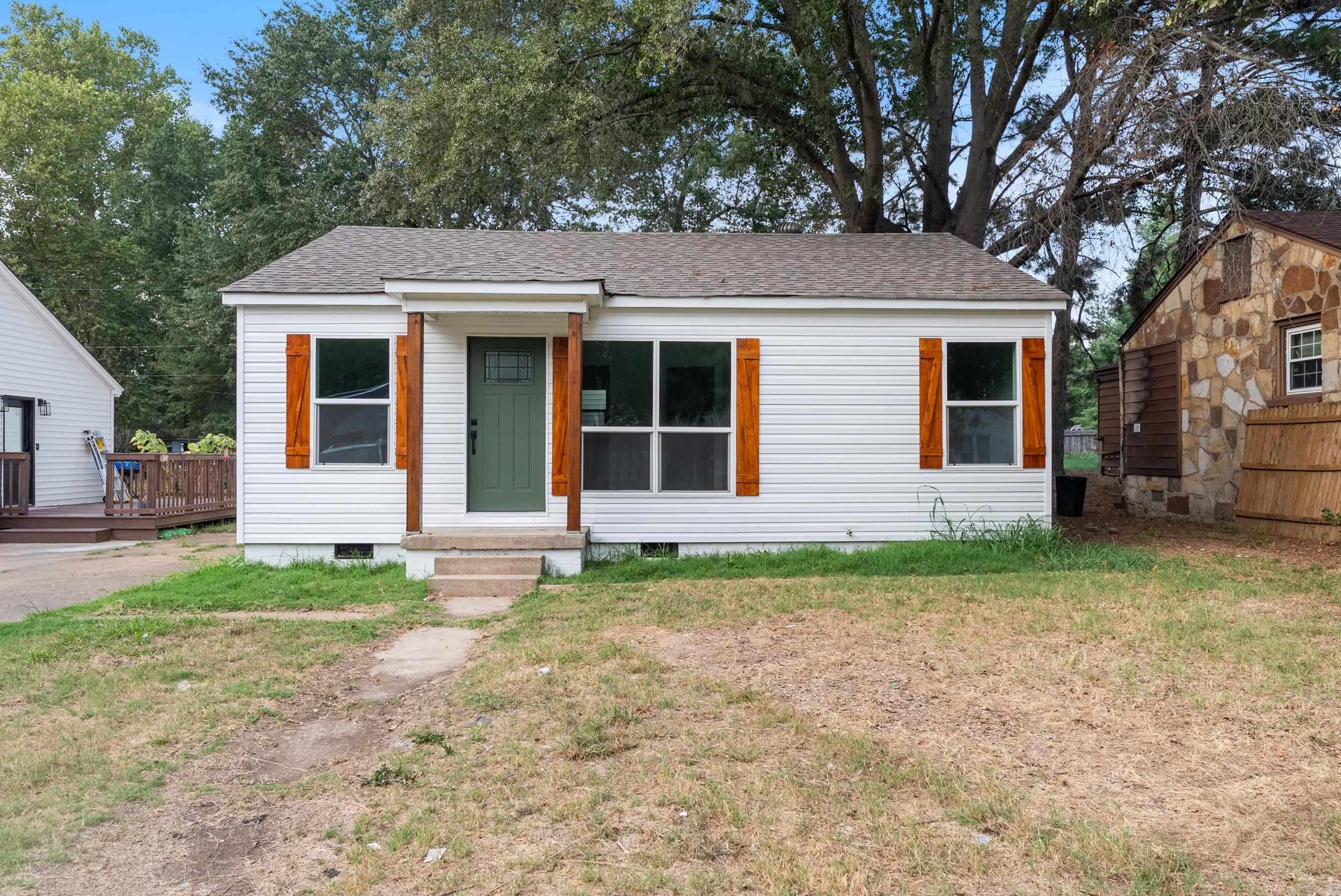 721  McLain  Newport, AR