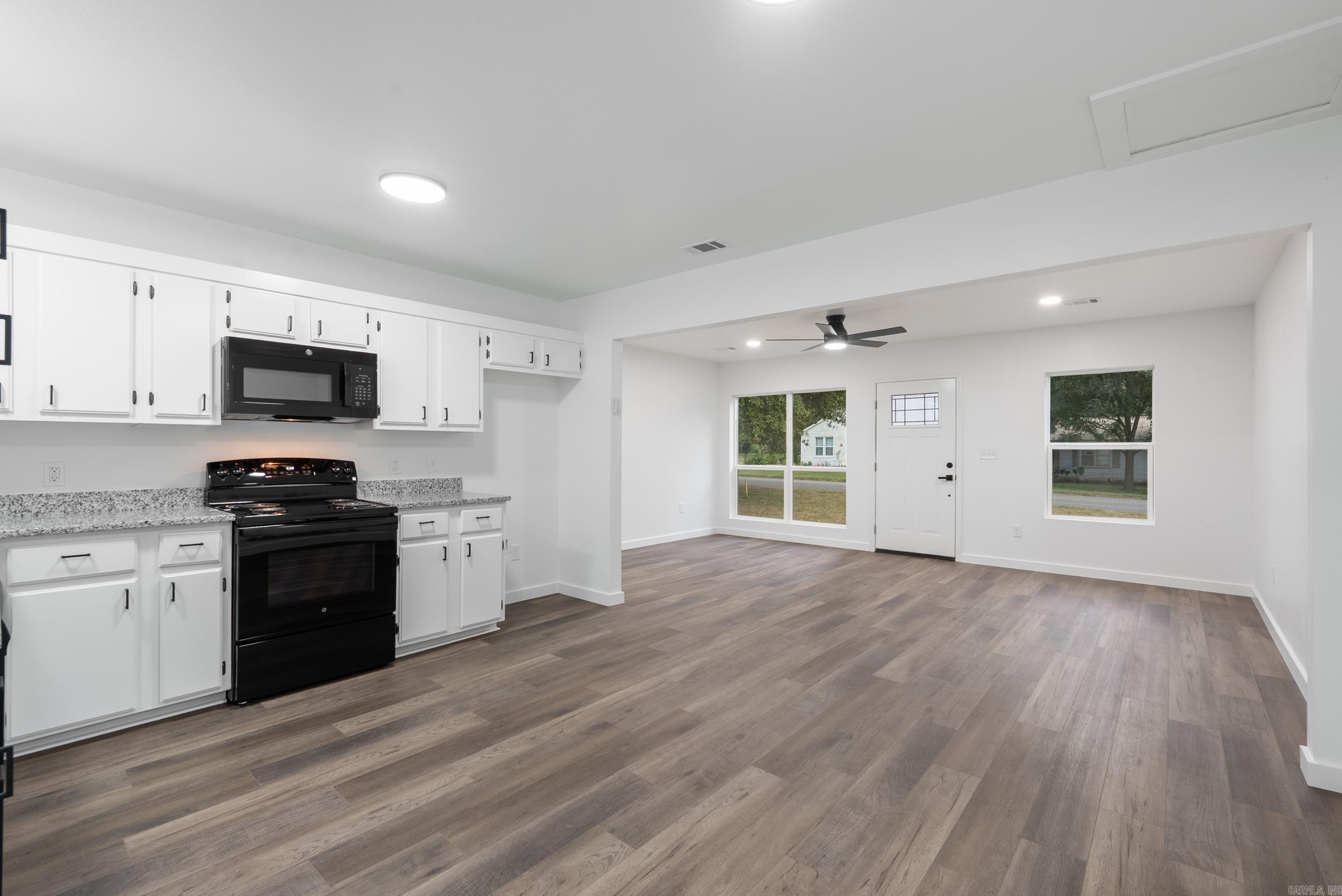 721 McLain  Newport, AR