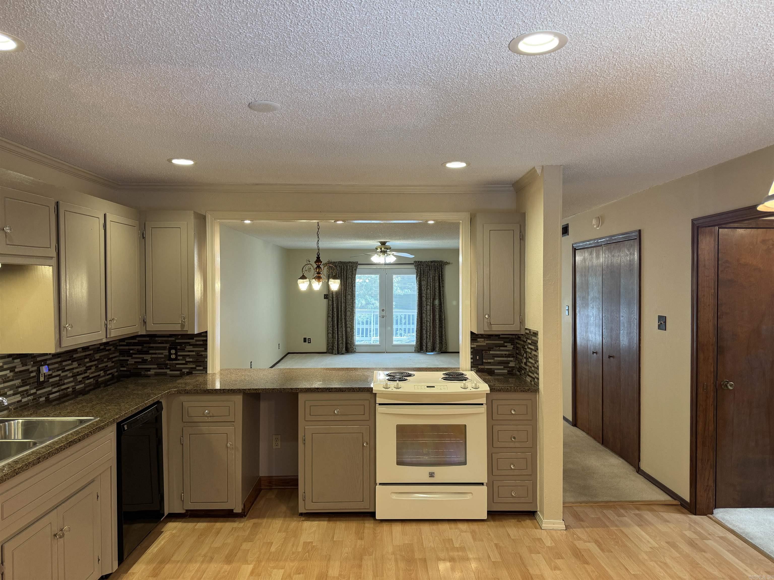 109 Indian Hills St  Hot Springs, AR