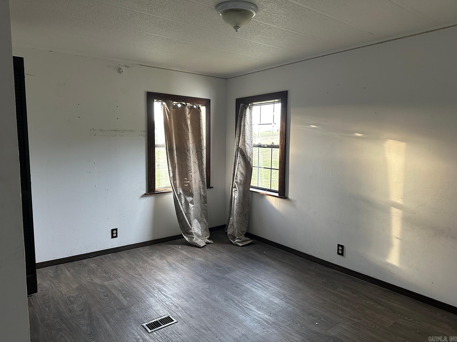 7429 Watts Road Harrison, AR 72601