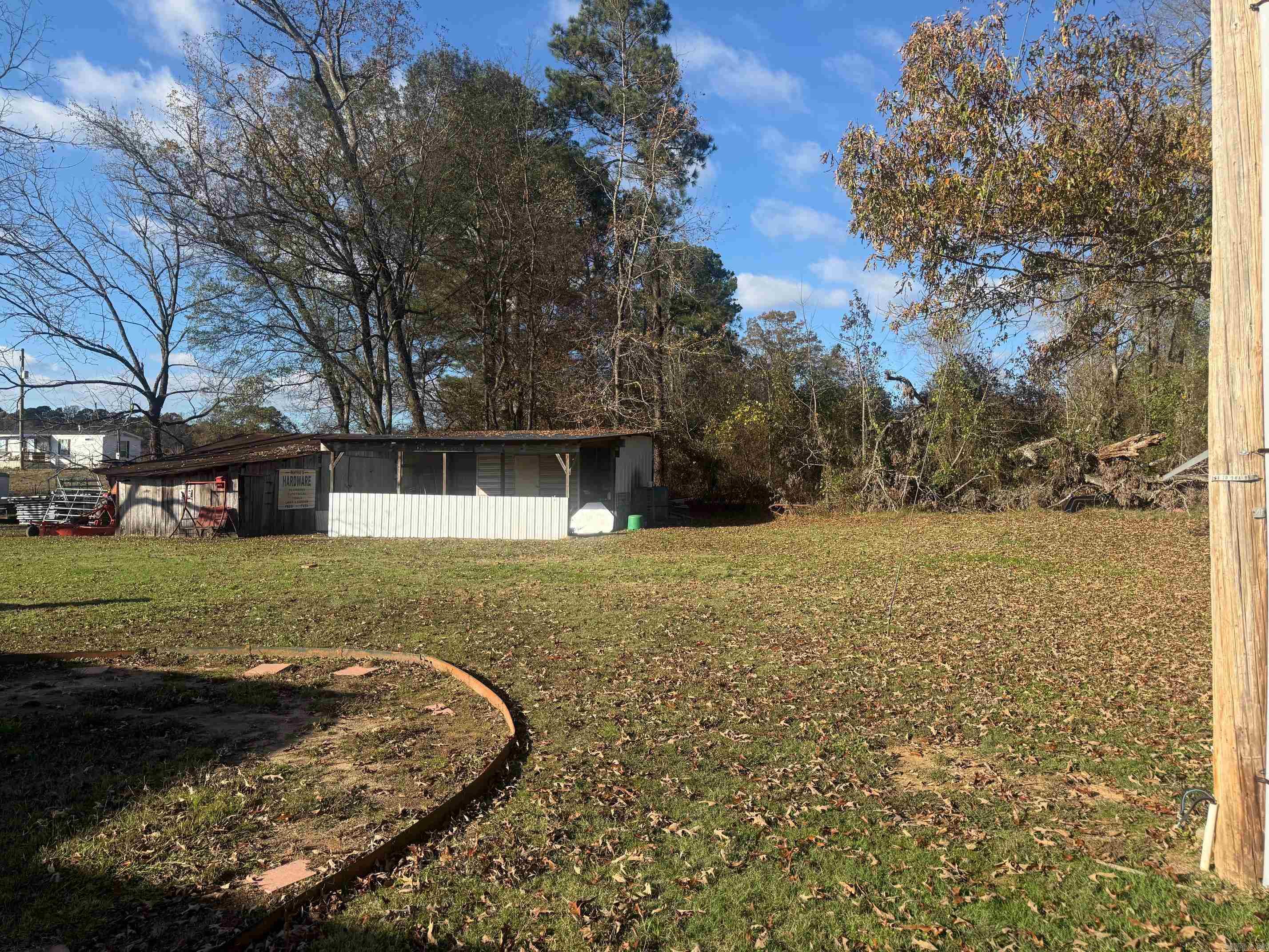 15582 84 Highway Bismarck, AR 71929