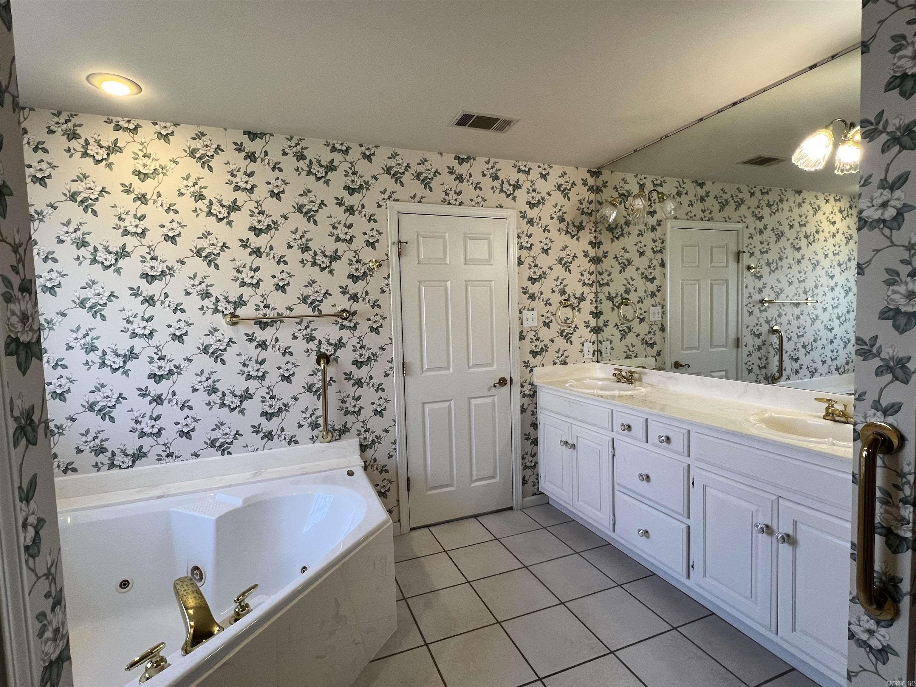 3032 Overcup  Sherwood, AR