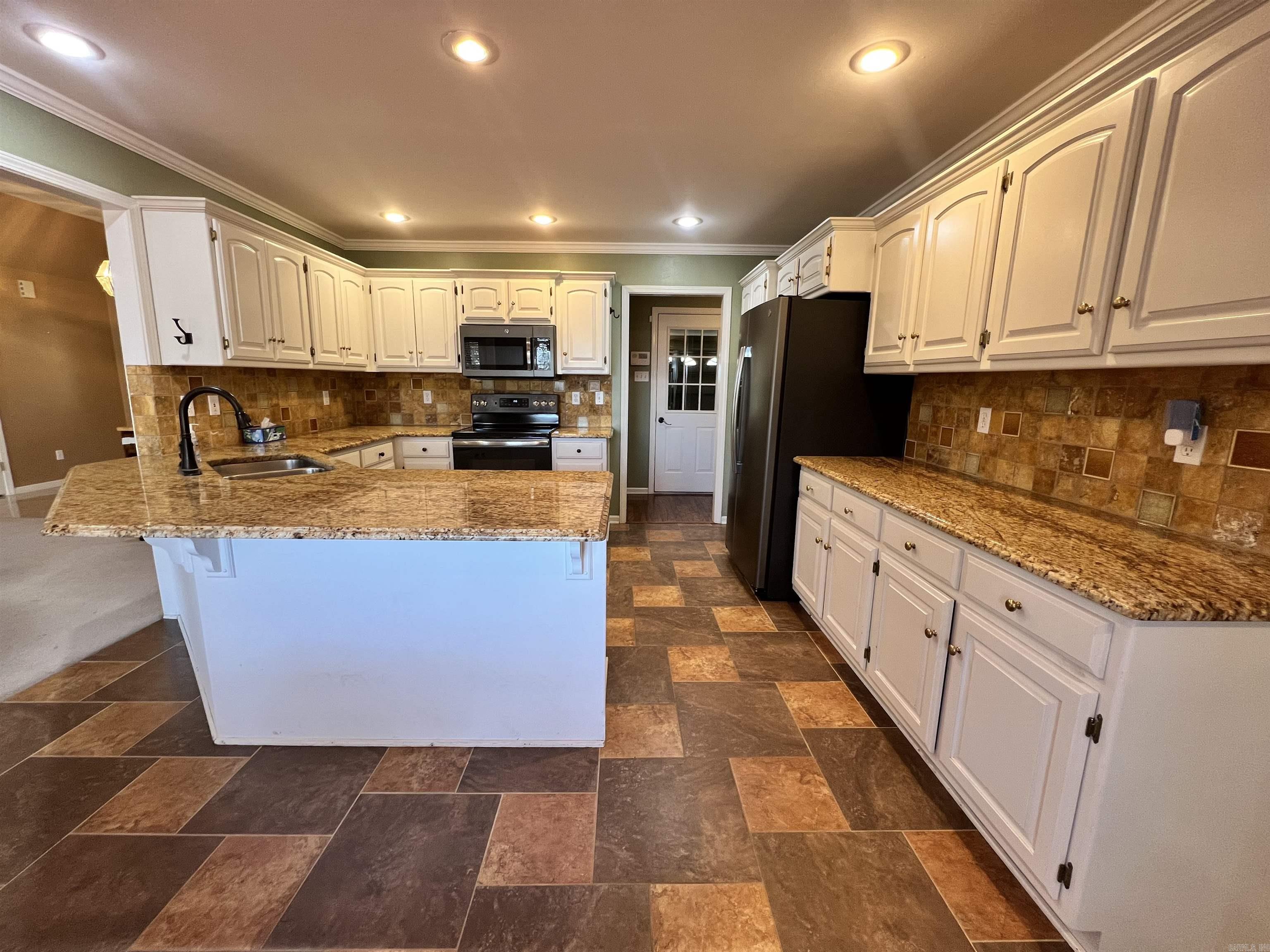 3032 Overcup  Sherwood, AR