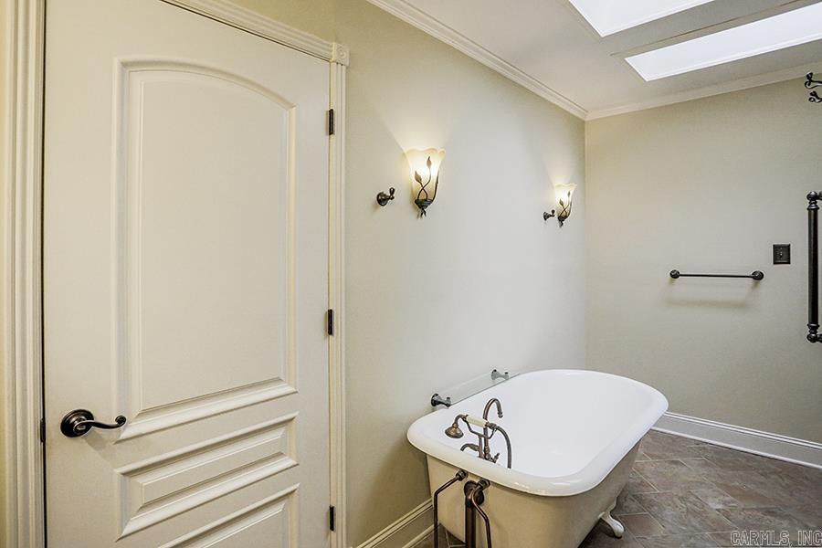 5709 N Cedar Street North Little Rock, AR 72116