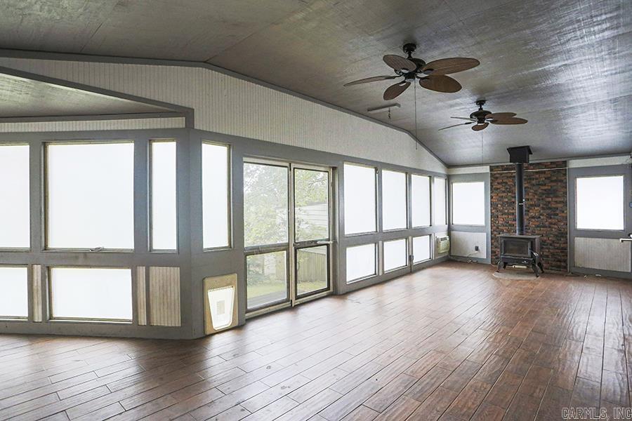 5709 N Cedar Street North Little Rock, AR 72116