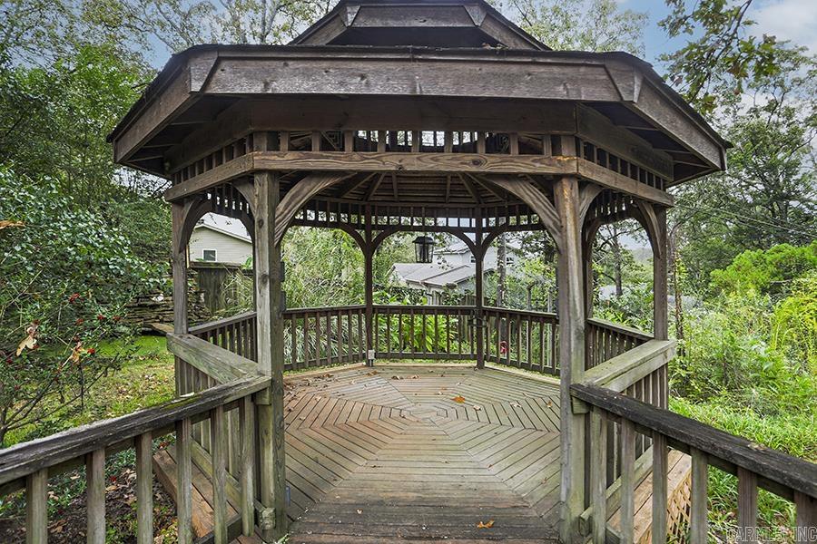 5709 N Cedar Street North Little Rock, AR 72116