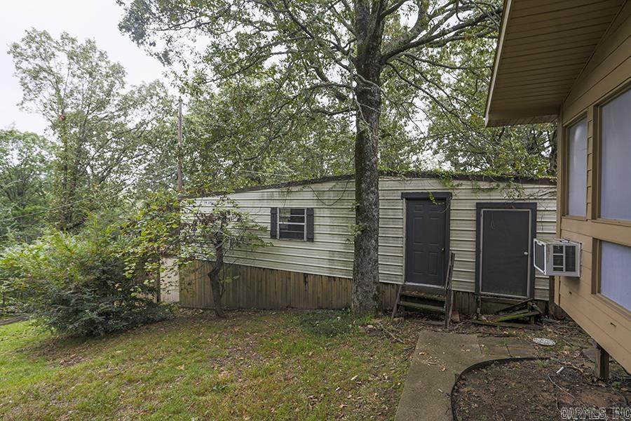 5709 N Cedar Street North Little Rock, AR 72116