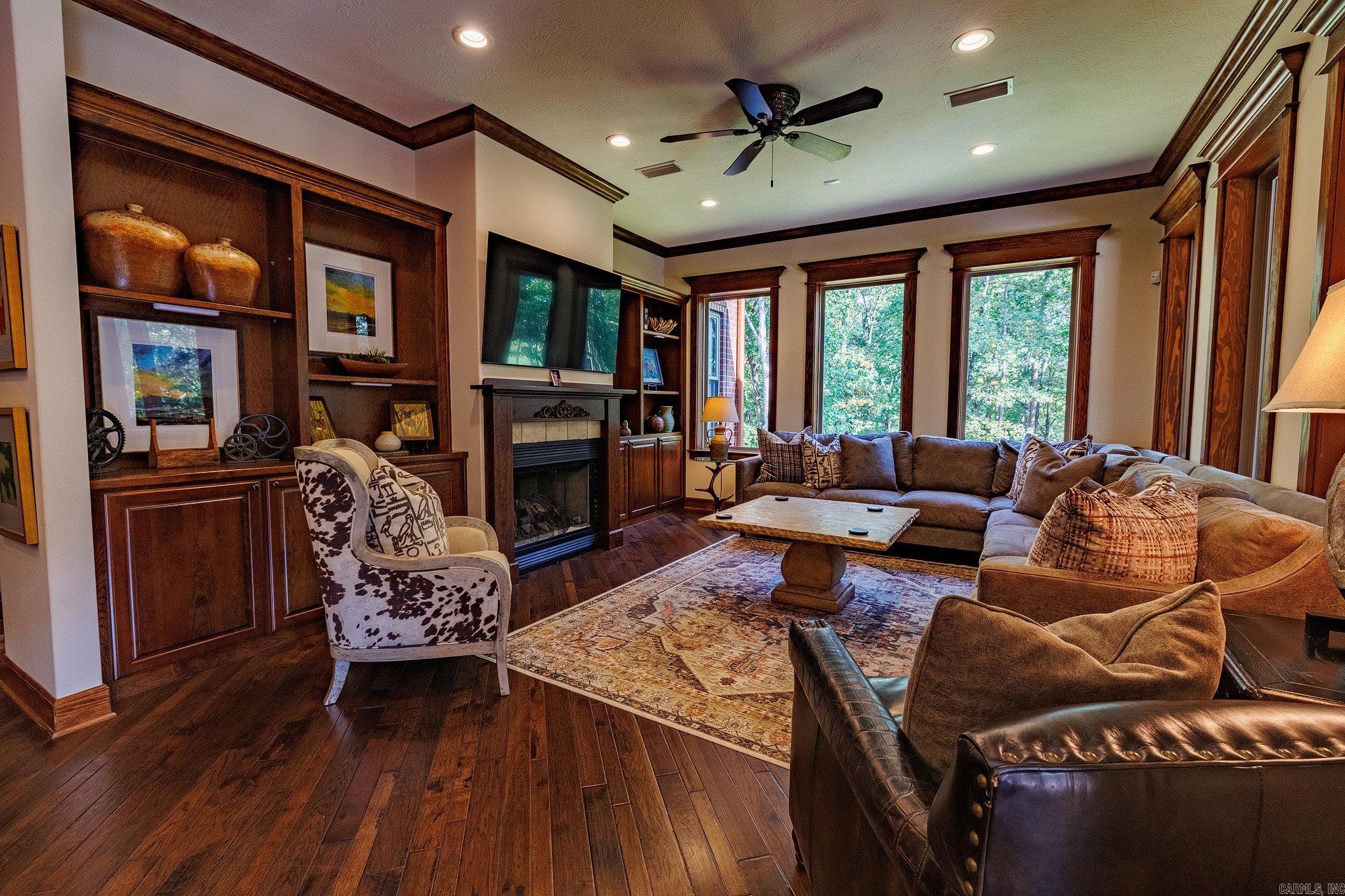 1155 Mountain Ridge Rd  Batesville, AR