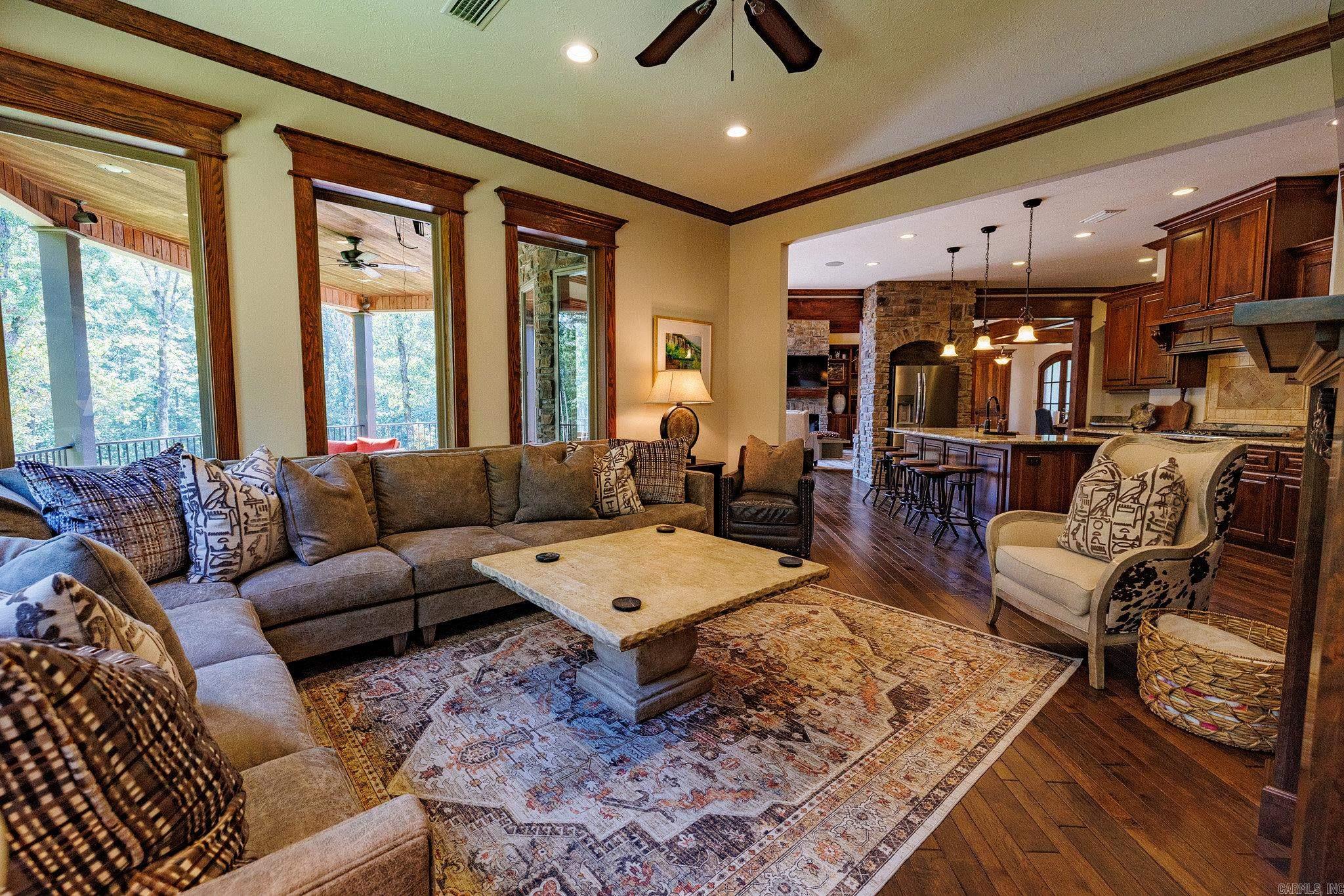 1155 Mountain Ridge Rd  Batesville, AR