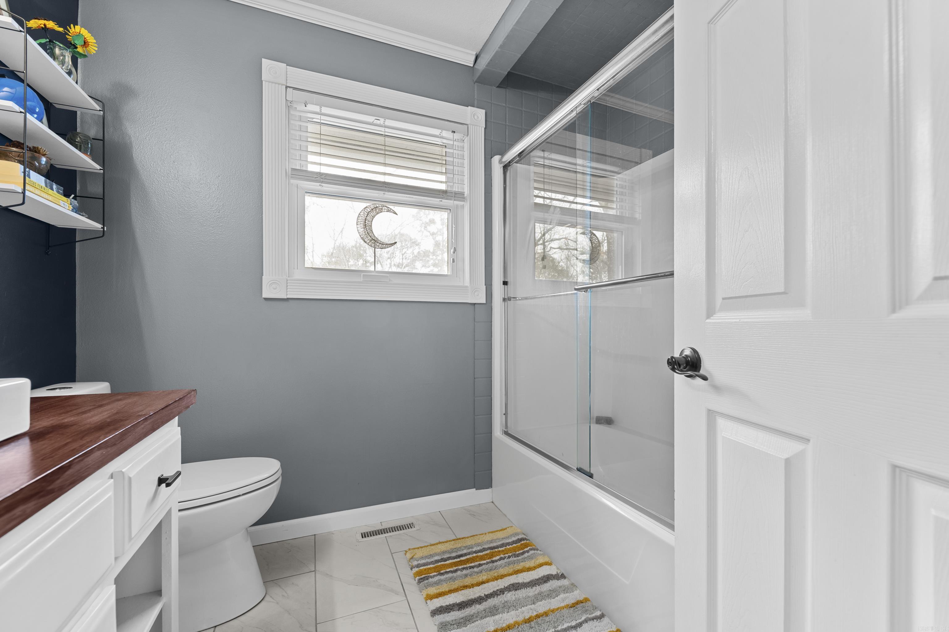 9 Robinwood Cove  Dr. Heber Springs, AR 72543