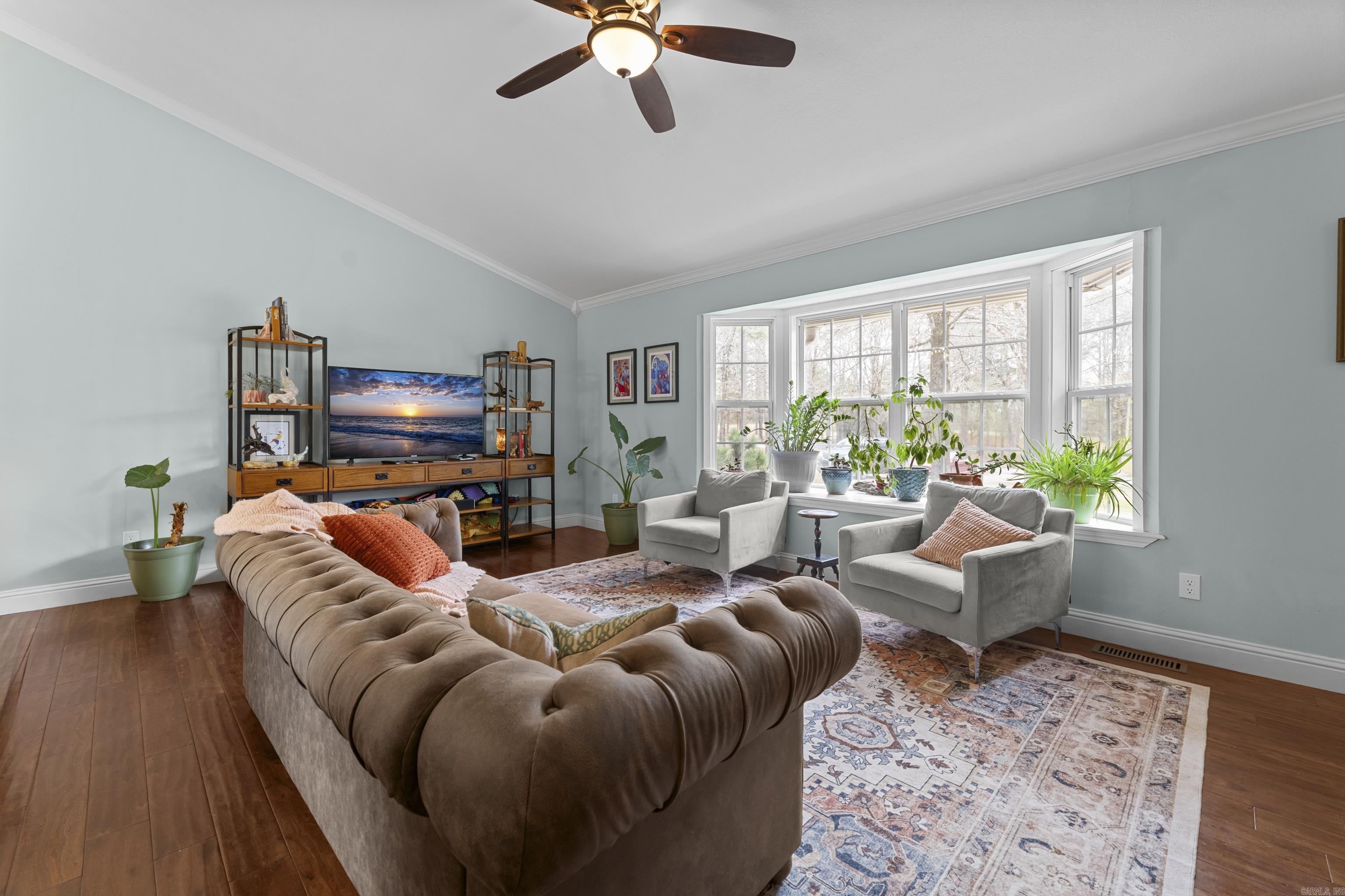 9 Robinwood Cove  Dr. Heber Springs, AR 72543