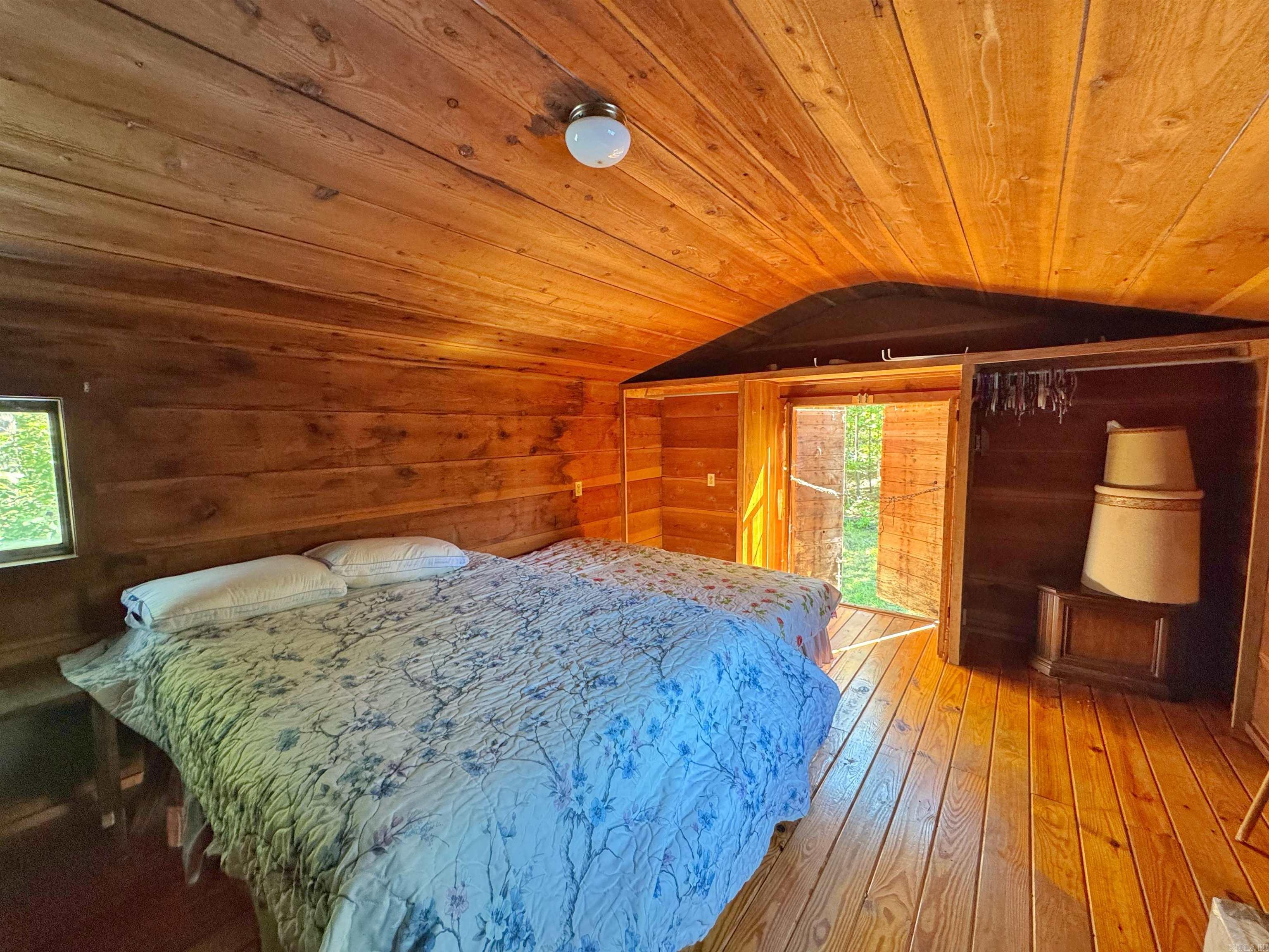 4004 Brock  Clinton, AR