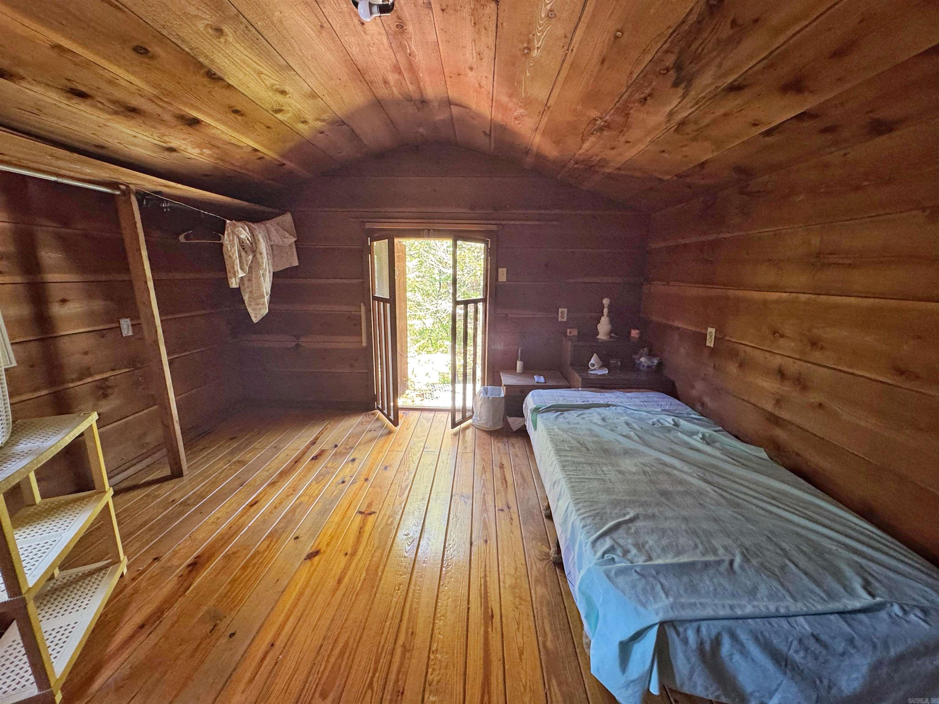 4004 Brock  Clinton, AR